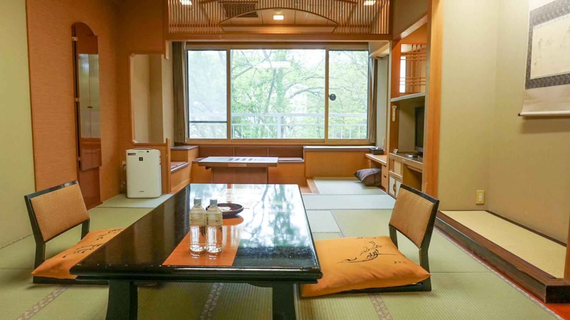 Japanese-Style Room with Forest View - Non-Smoking - Buffet Breakfast + Buffet Dinner Included - Photo 9