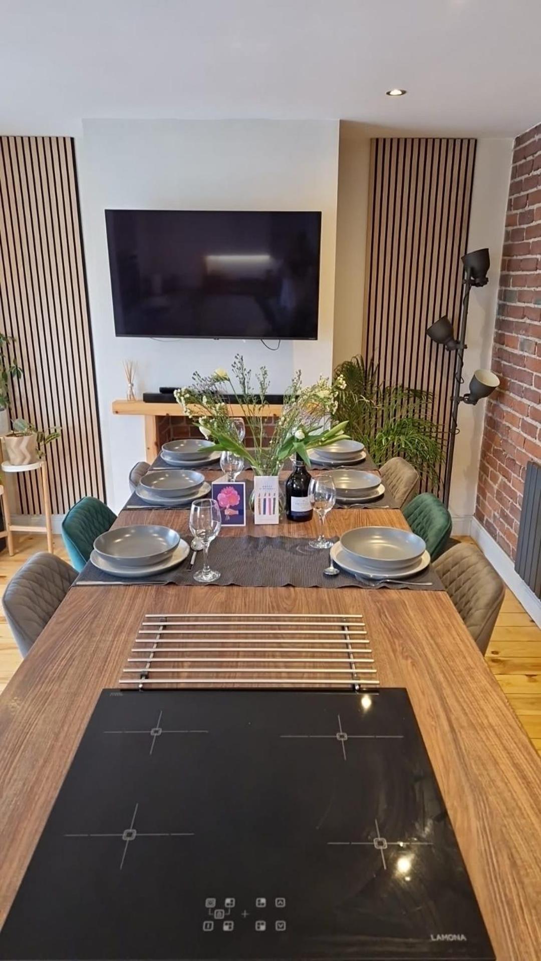 Three-Bedroom House - Photo 20