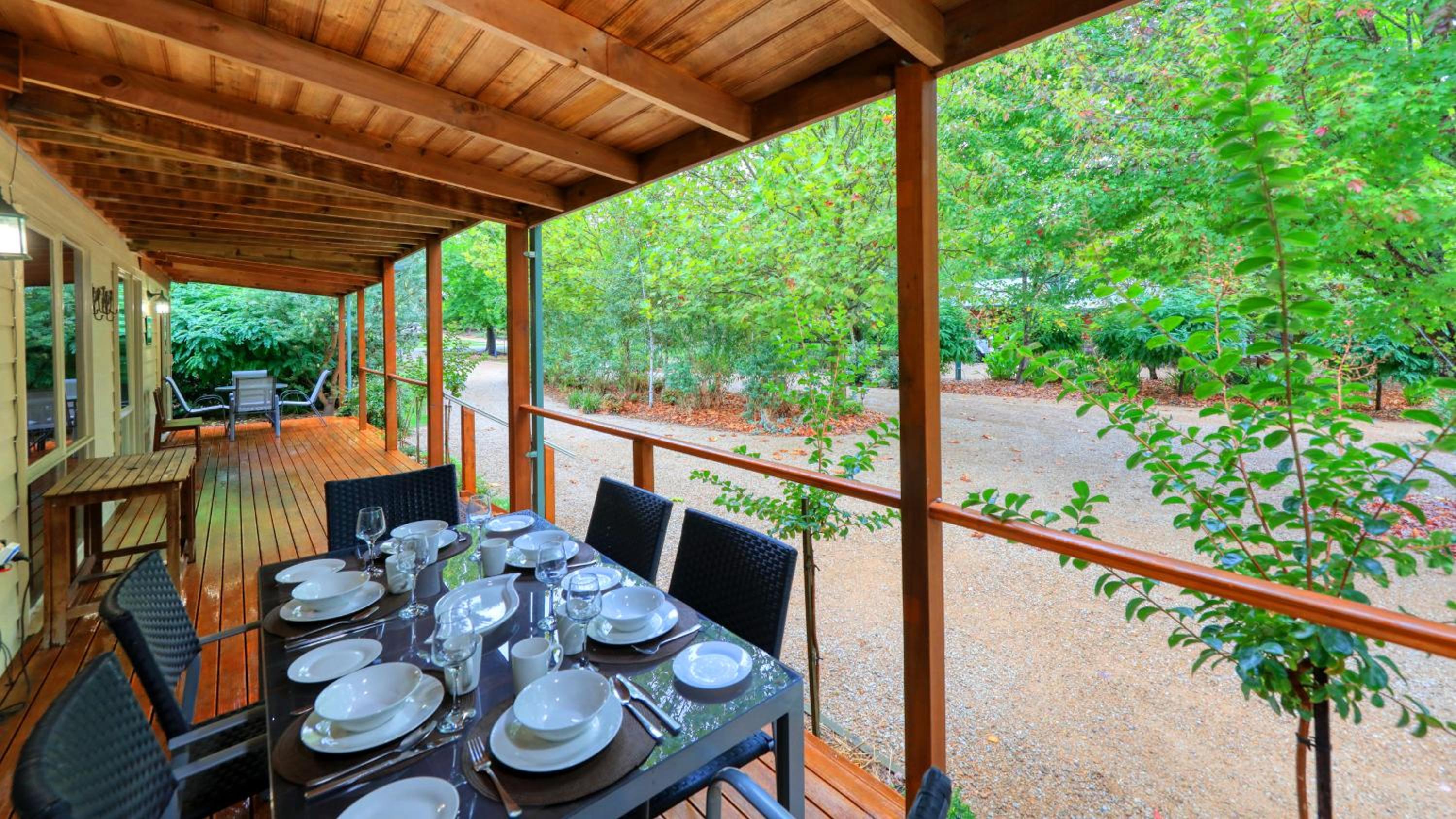 Four-Bedroom Cottage - McNamara photo 2