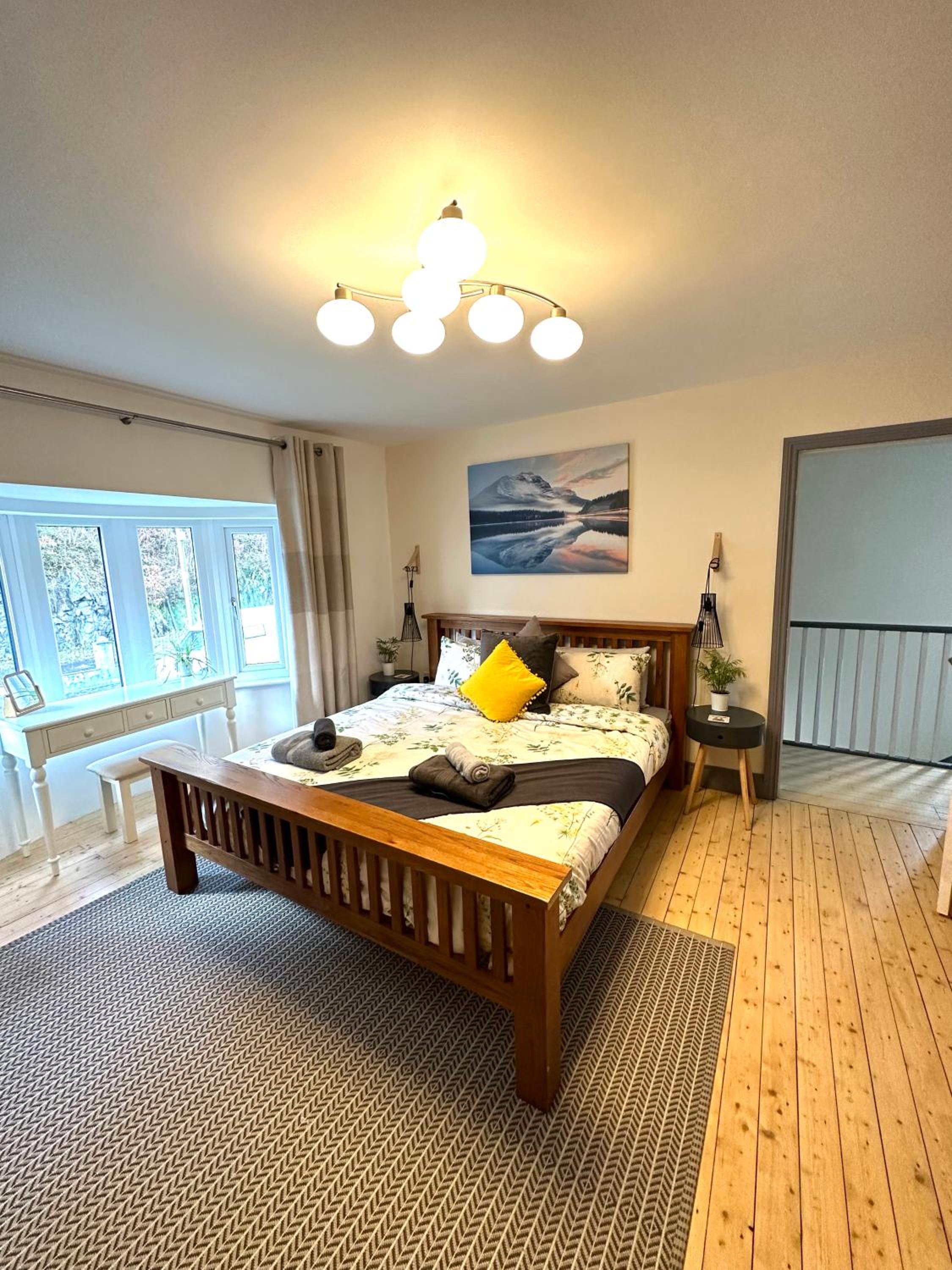 Three-Bedroom House - Photo 23