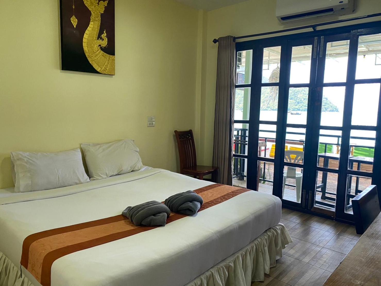 Standard Double Room with Sea View - Photo 1