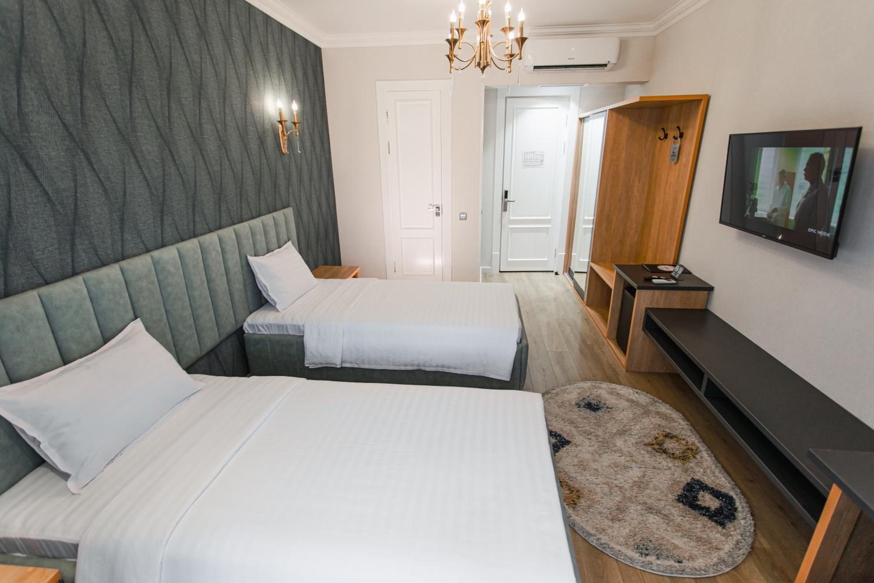 Twin Room with Balcony photo 2