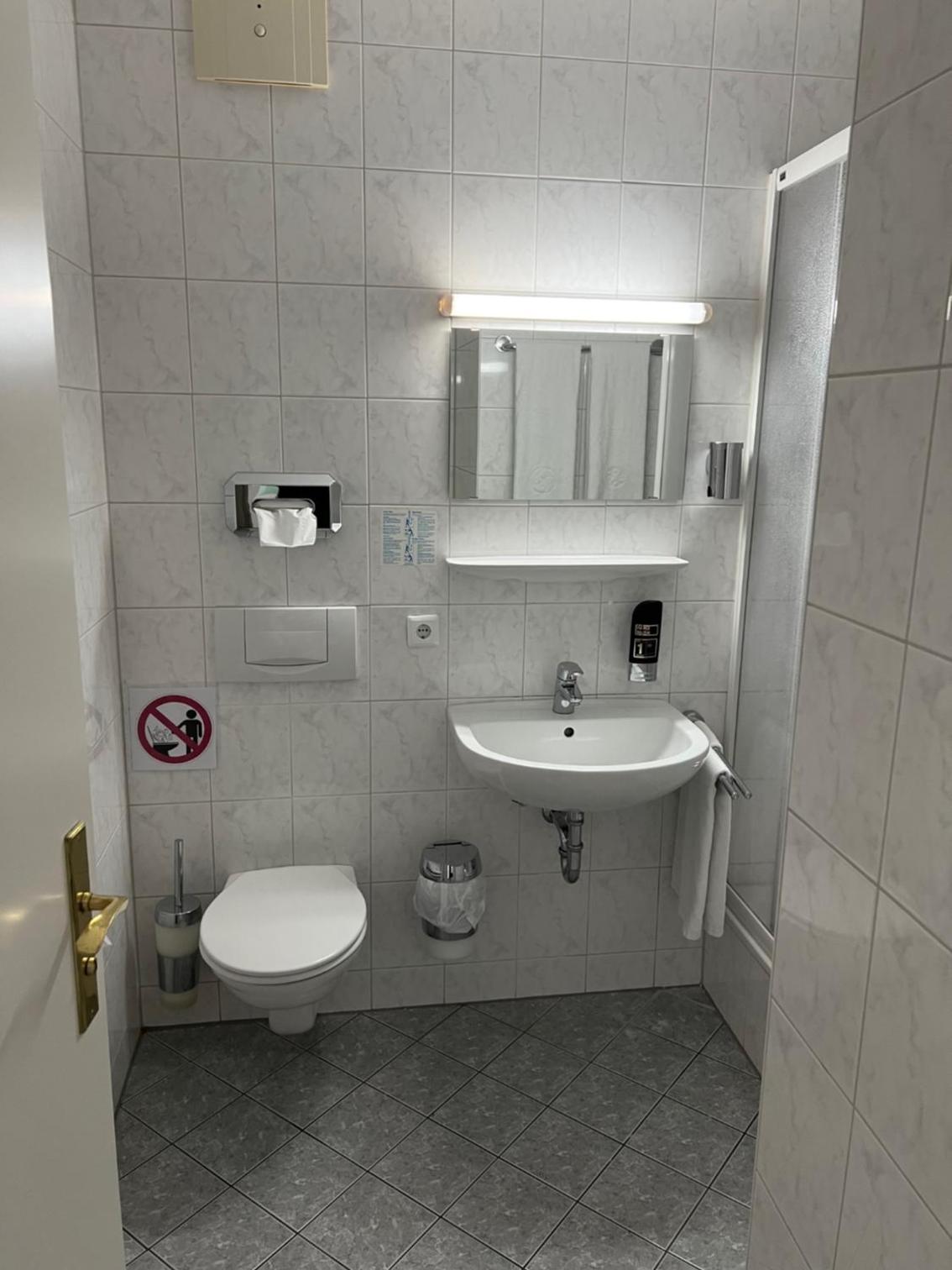 Triple Room - Photo 5