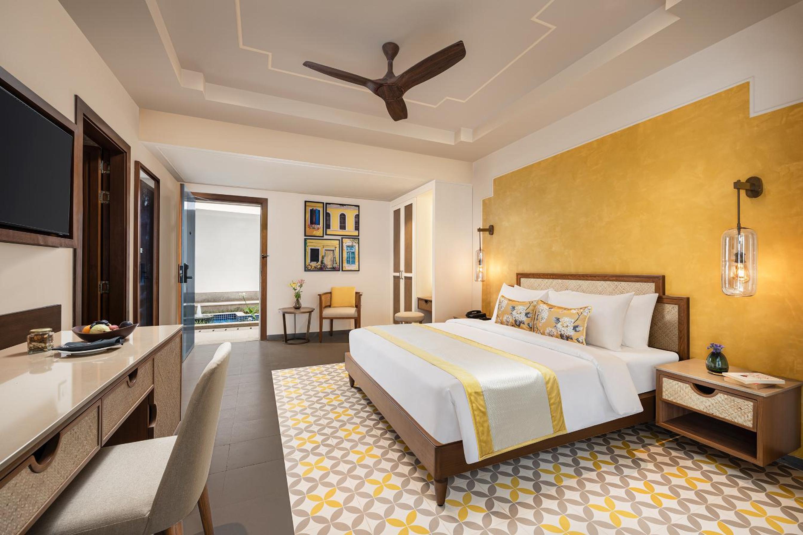 Premium With Plunge Pool  - 10% Discount on Food & Beverages, Happy Hours (2+1 from 5pm to 7pm) photo 1