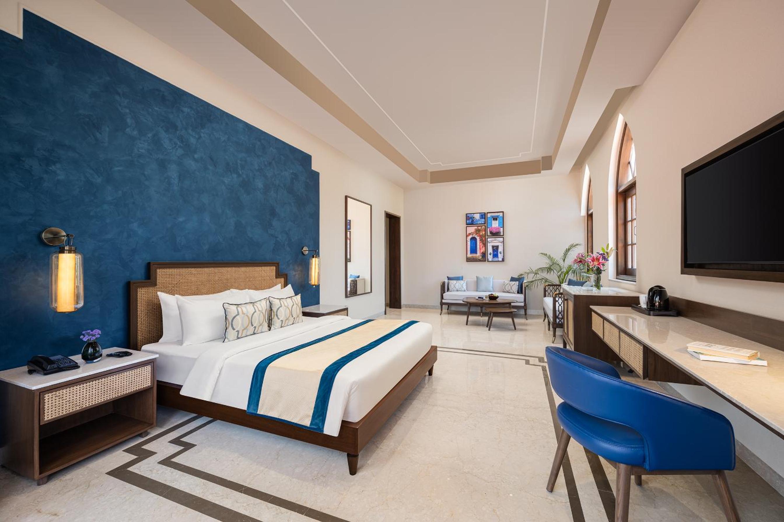 SeleQtions Suite - 10% Discount on Food & Beverages,  Happy Hours (2+1 from 5pm to 7pm) photo 2