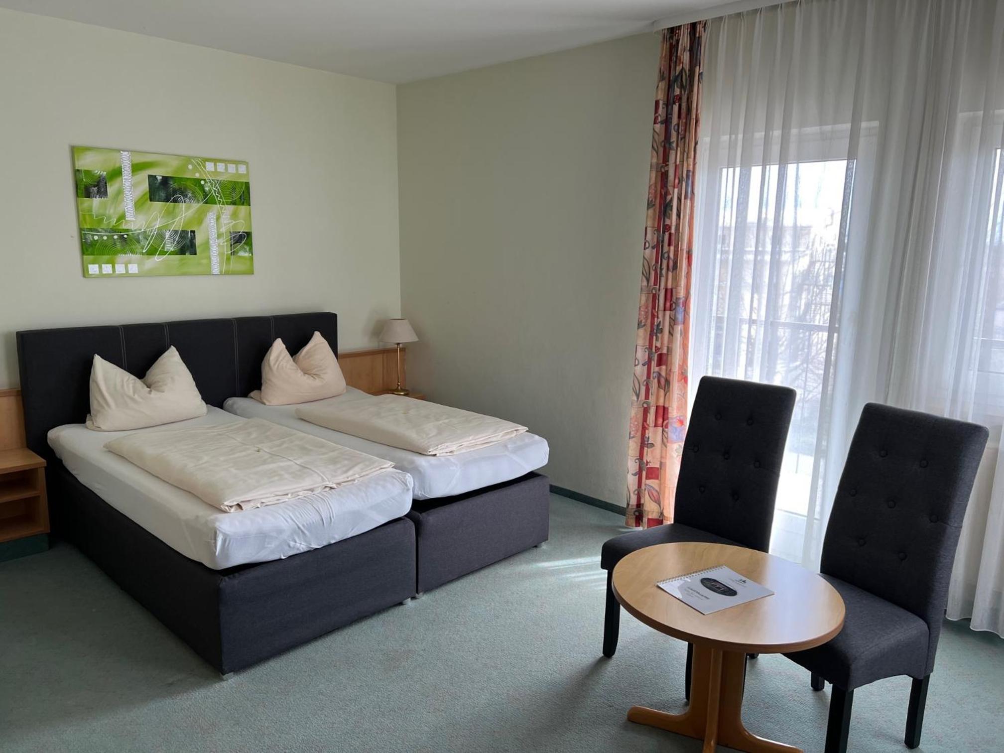 Double Room - Photo 8