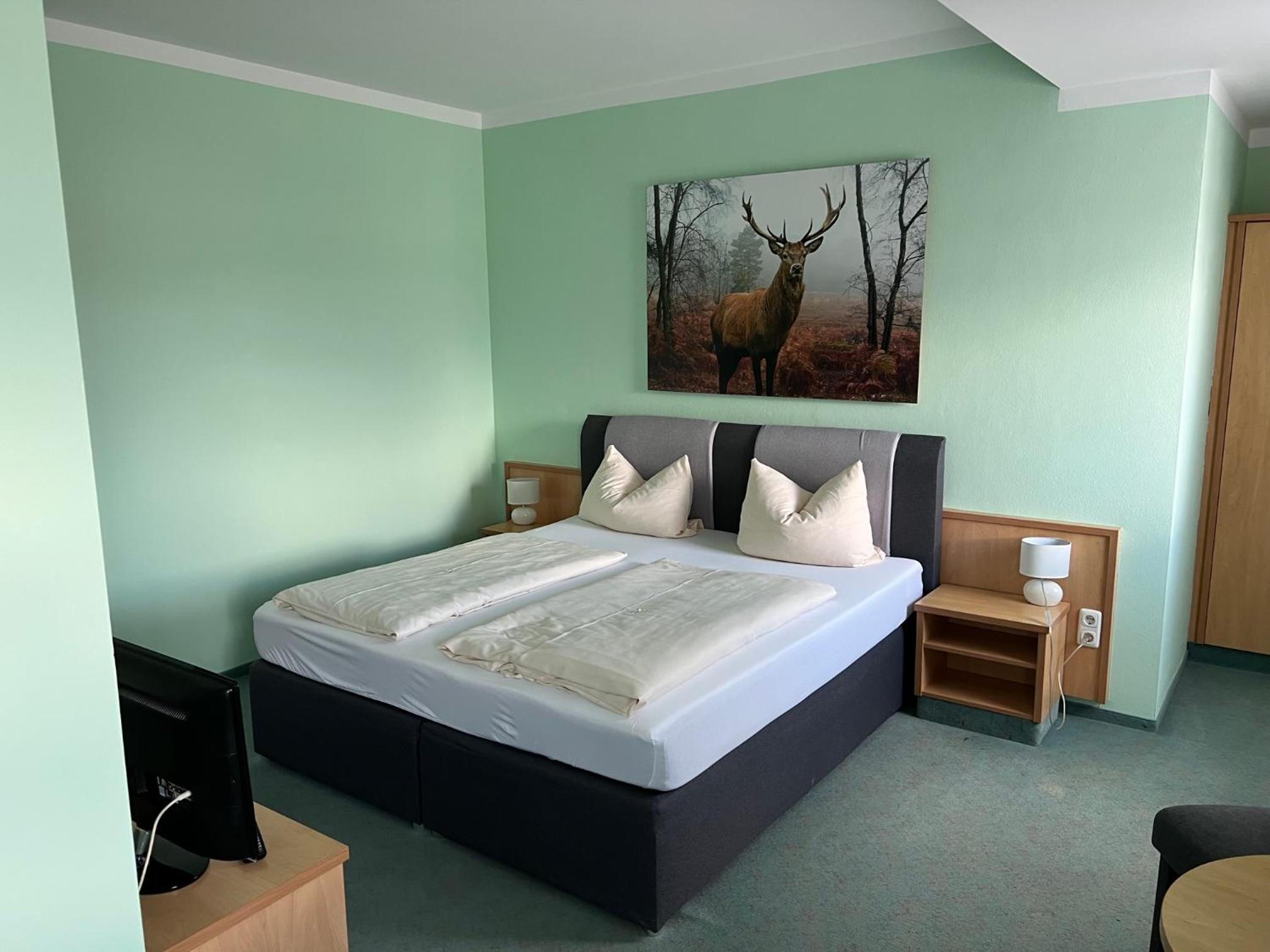 Double Room - Photo 6