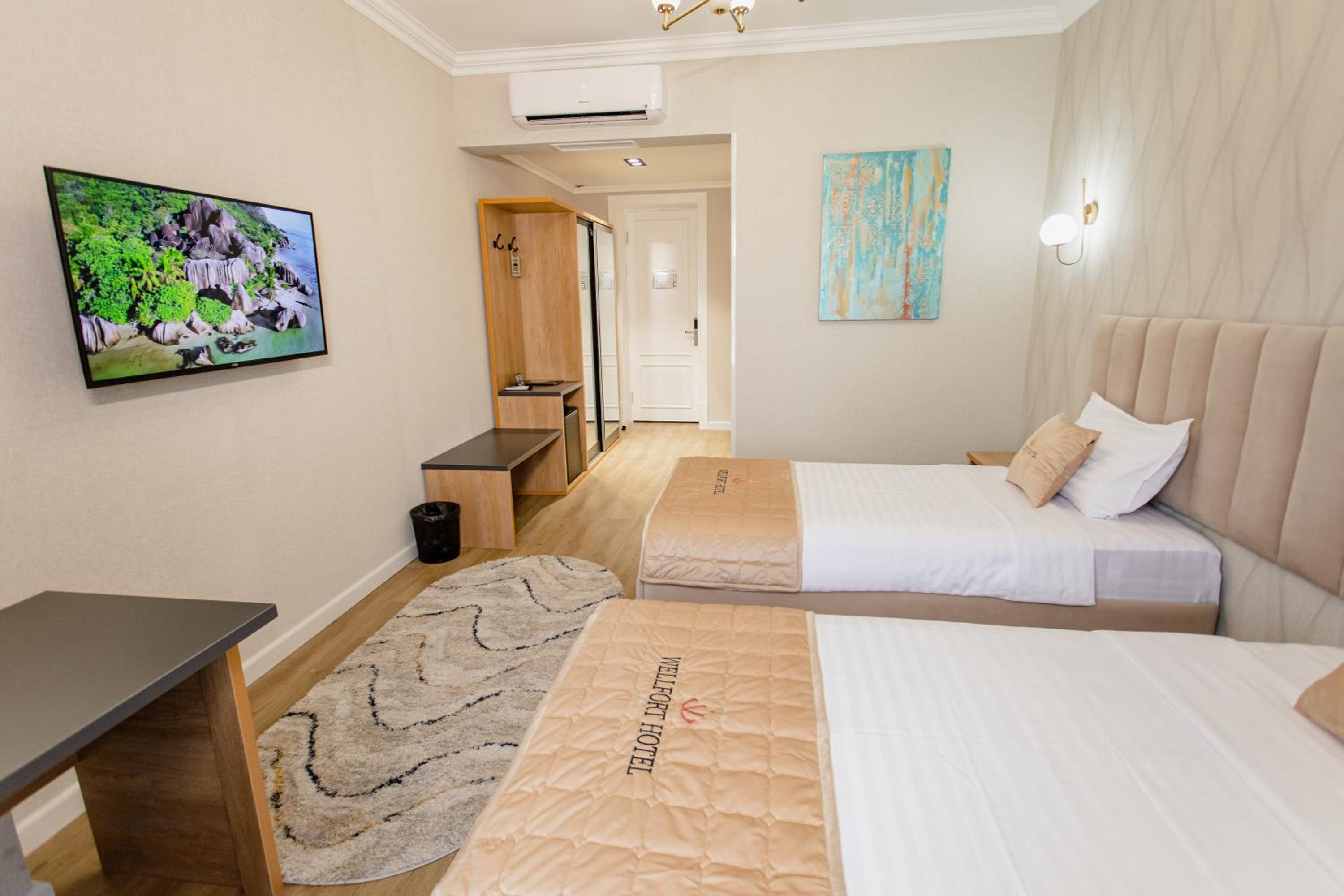 Twin Room with Balcony