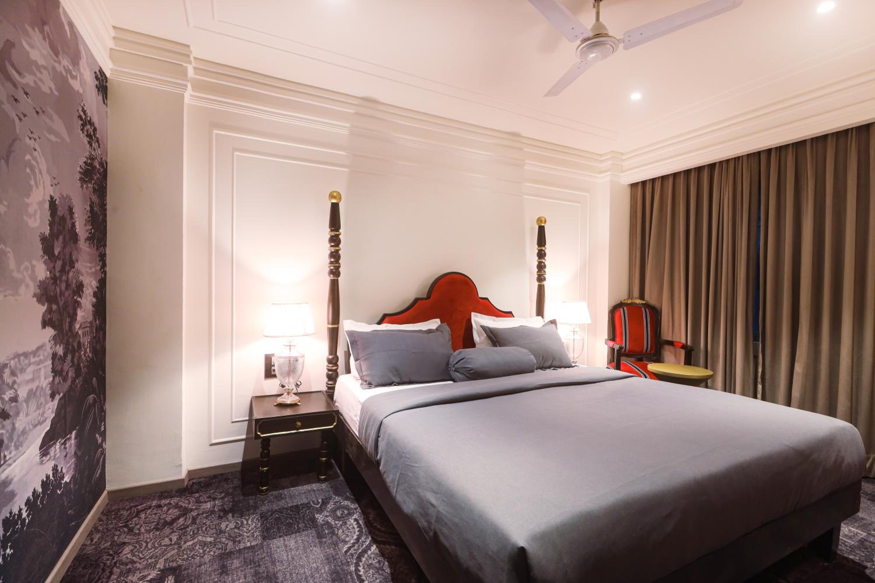 Deluxe Room - Photo 6