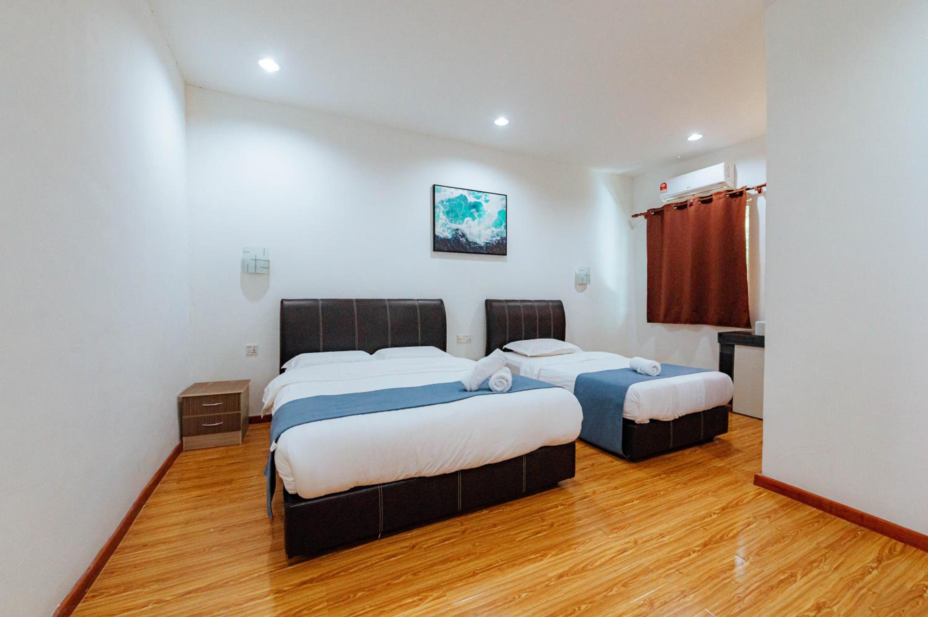 Triple Room With Private Bathroom photo 2