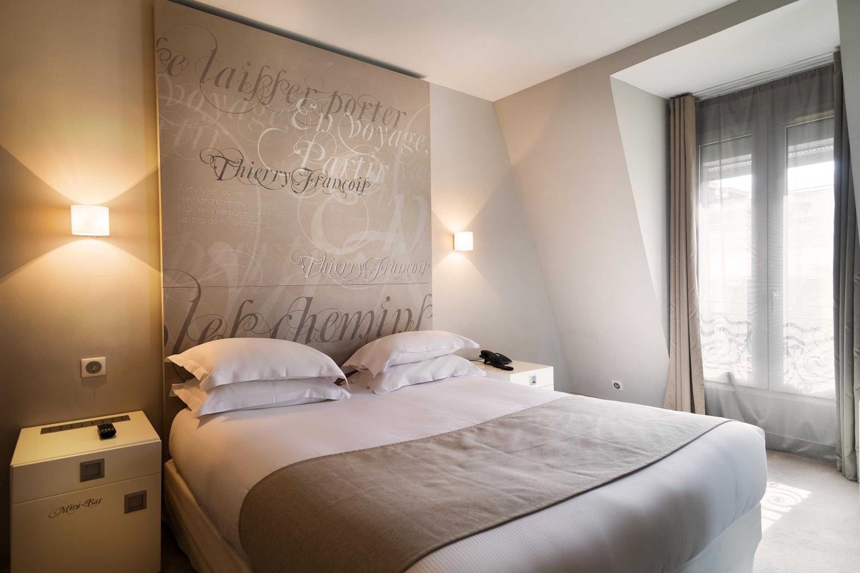 Standard Double Room photo 3