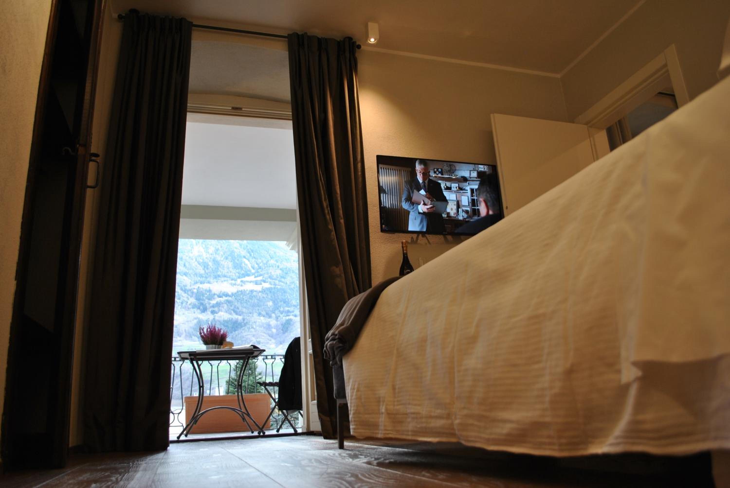 Double Room - Photo 10