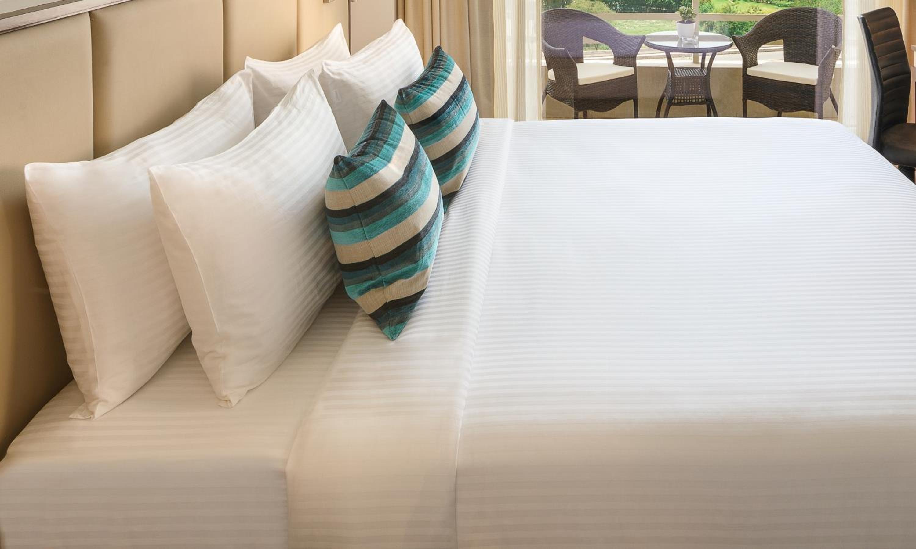Standard Suite (Complimentary Hi-Tea and 15% Off on Laundry service) - Photo 4