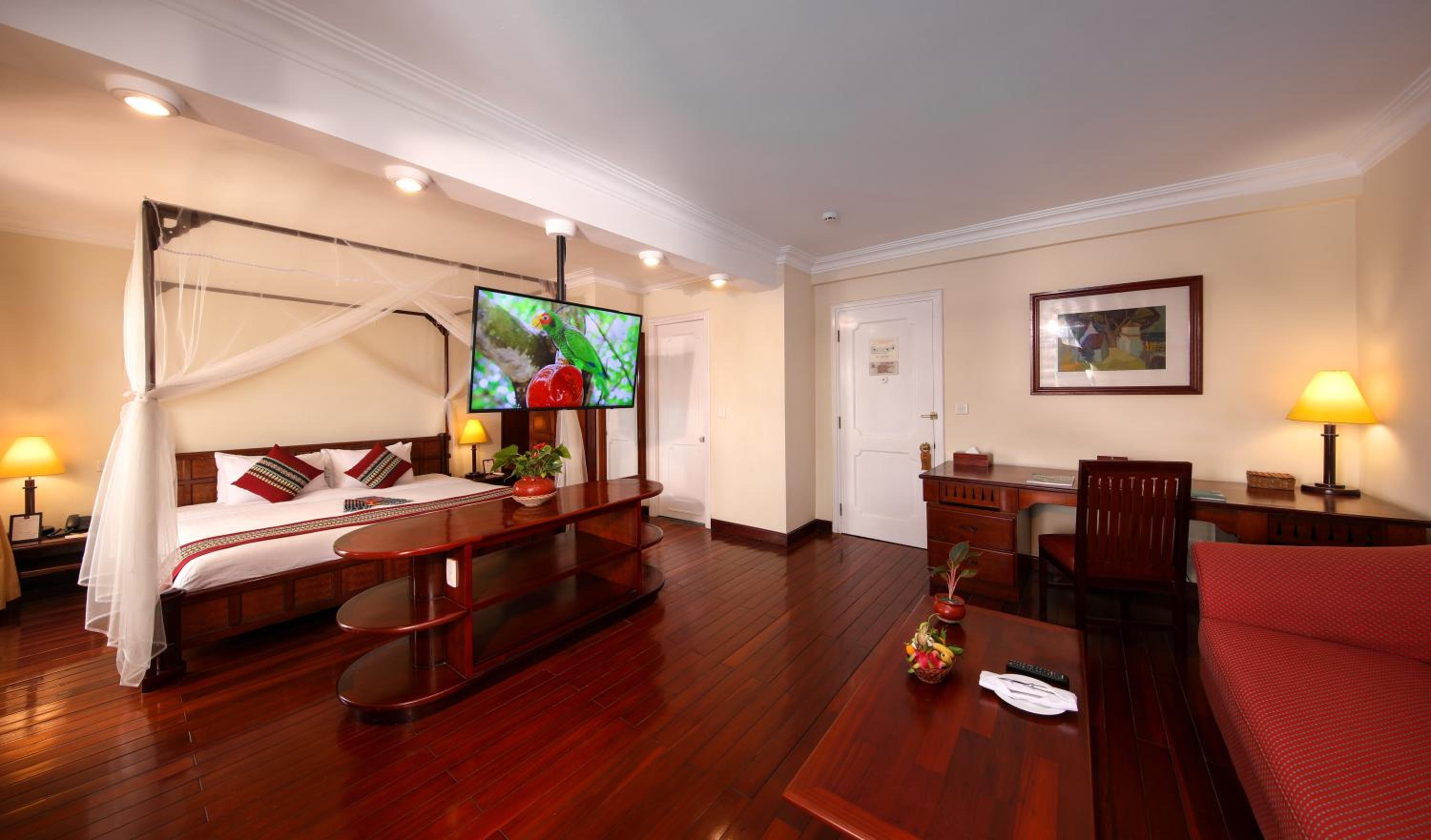 Suite (2 Adults) - Photo 4