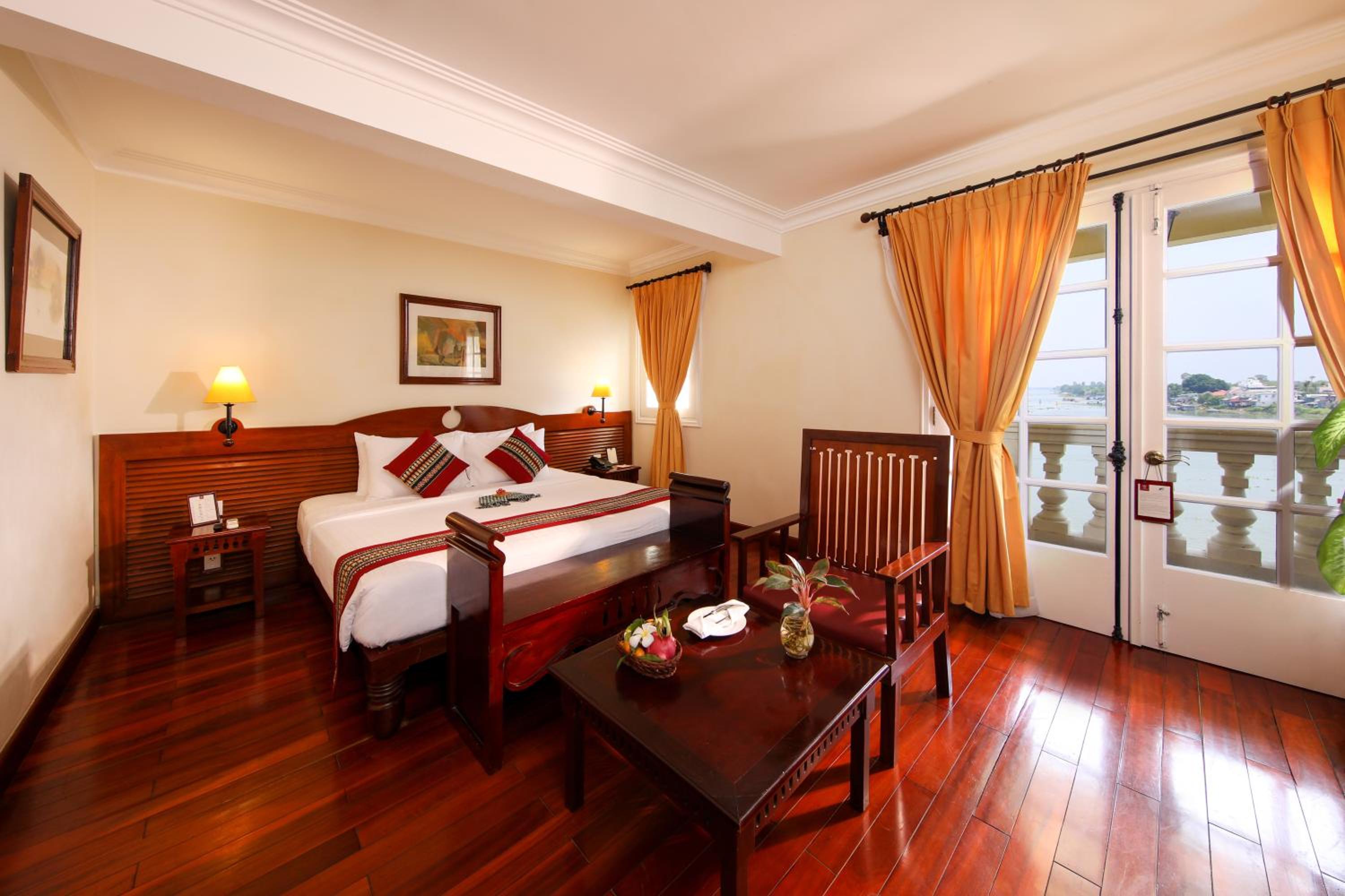 Deluxe Double Room with River View - Photo 1