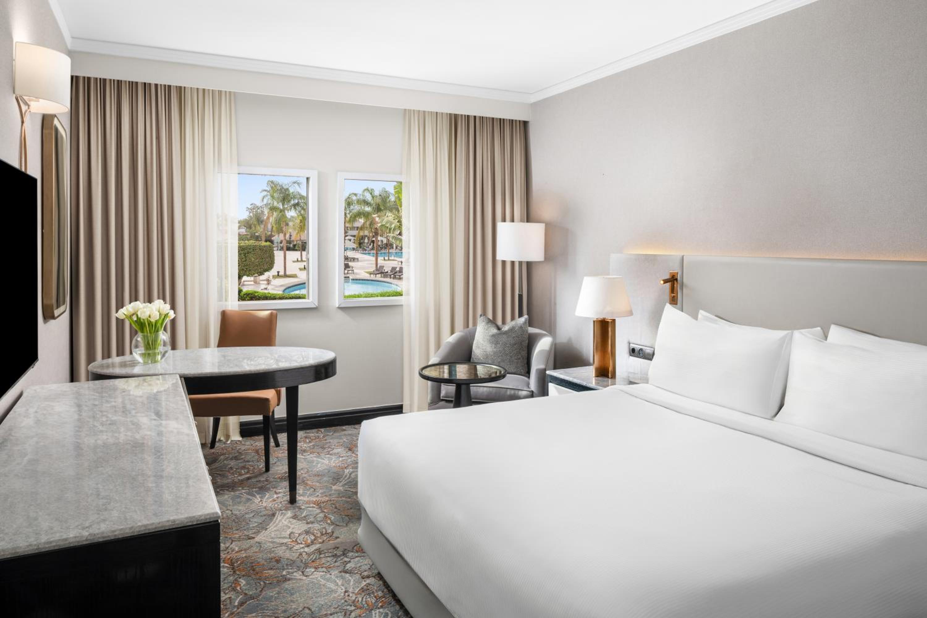 Deluxe King Room with Pool View