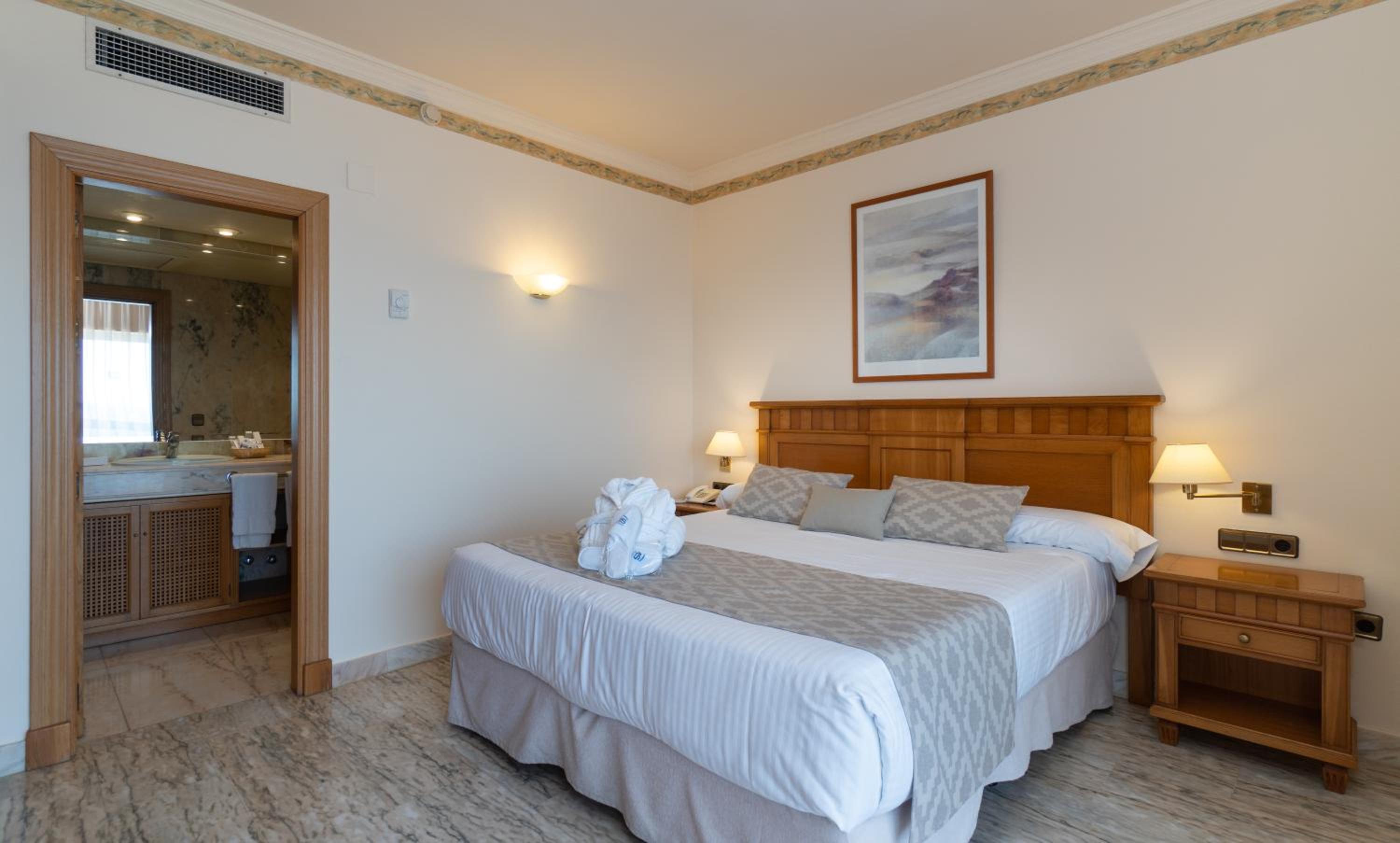 Twin Suite - Photo 7