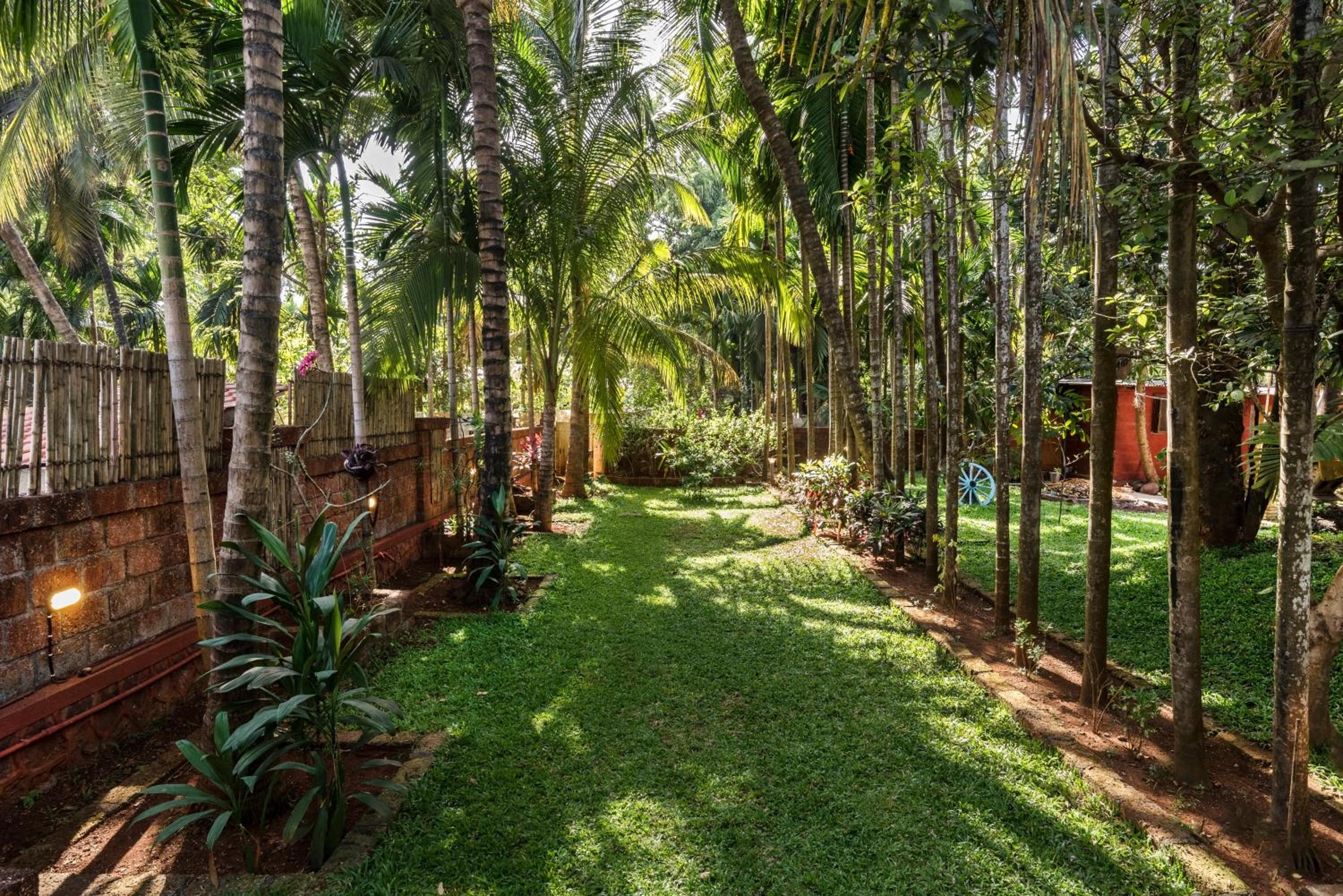 Villa photo 3