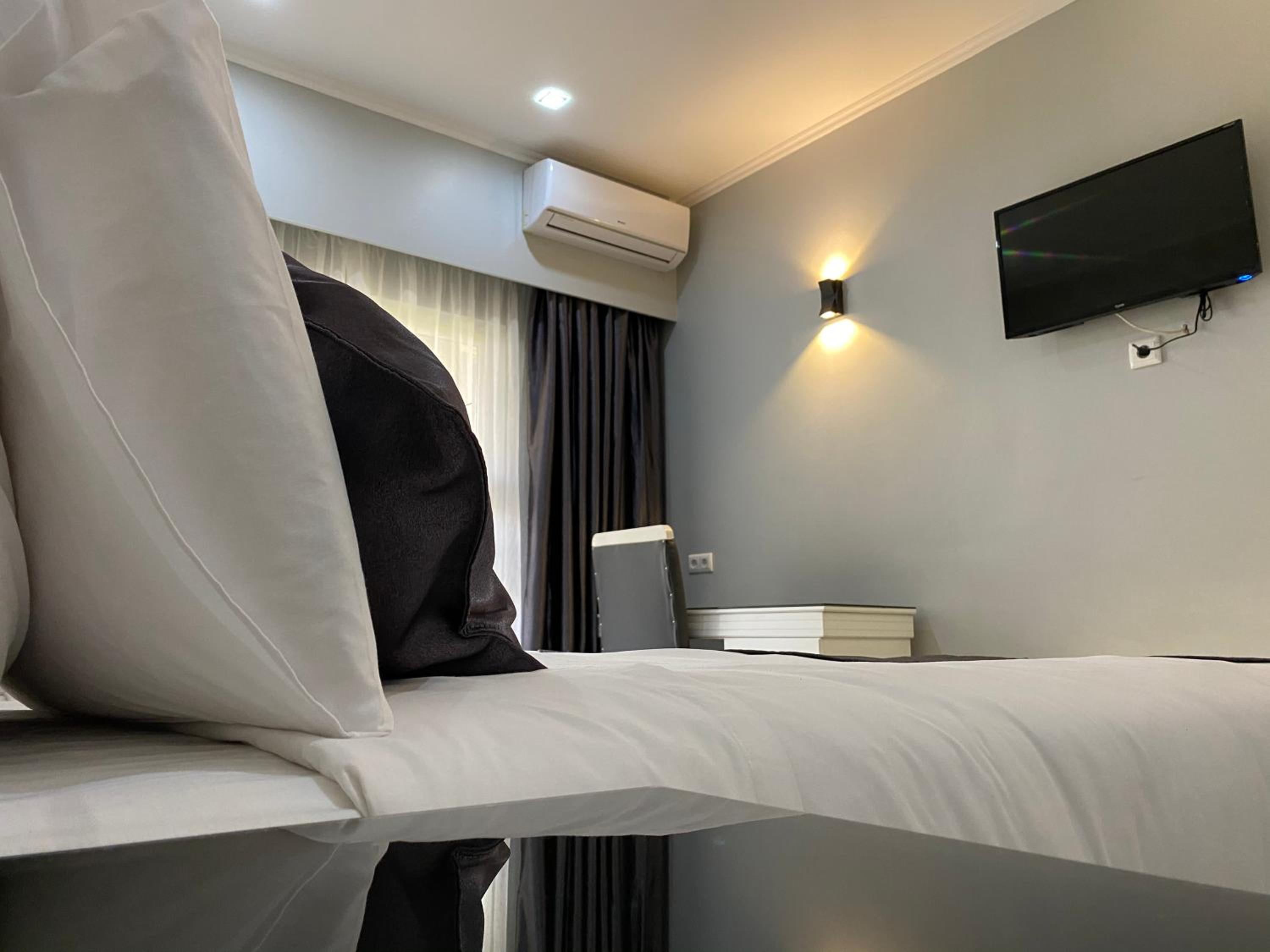 Twin Room with Balcony photo 1