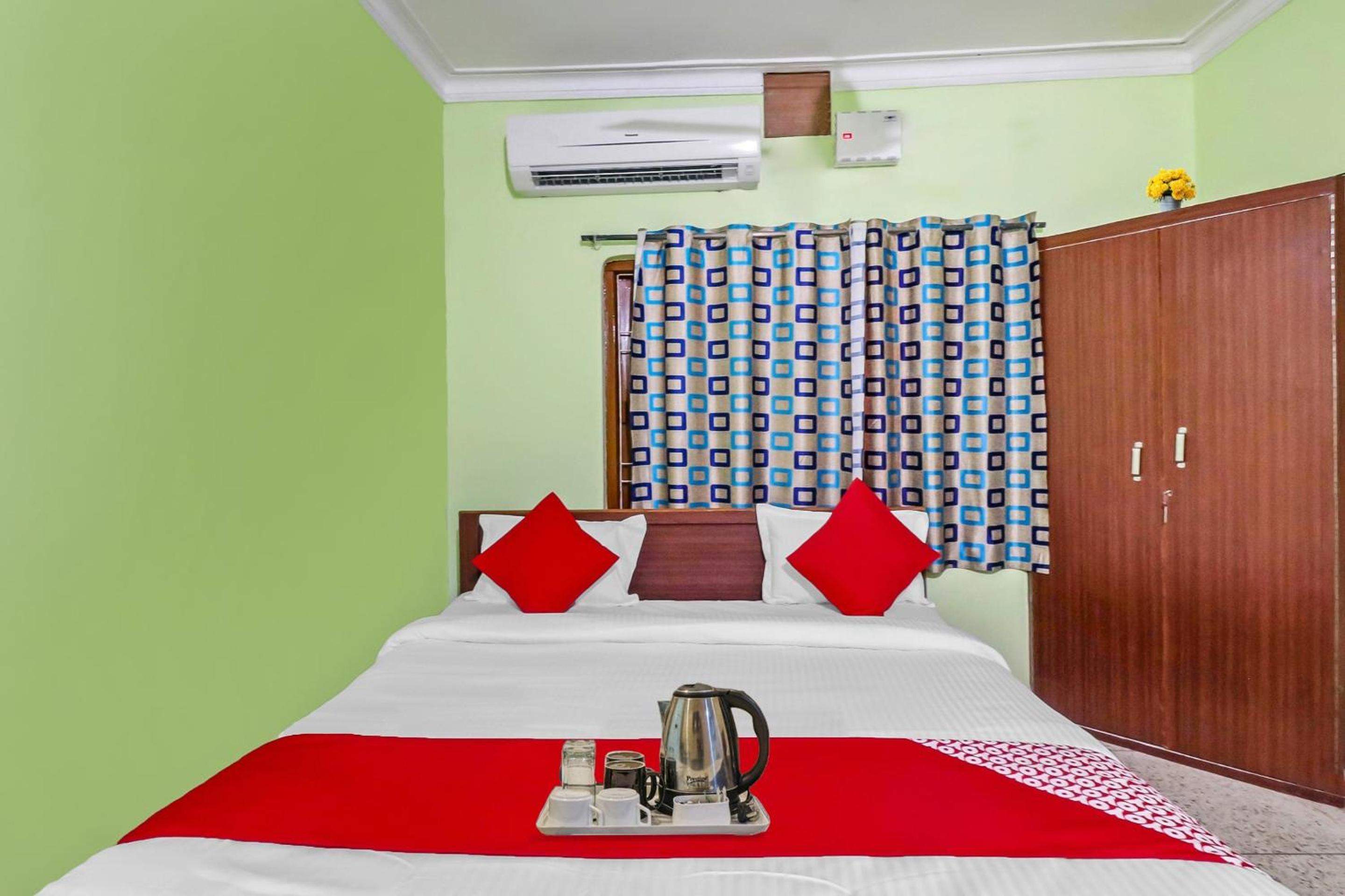 Classic Triple Room - Photo 8