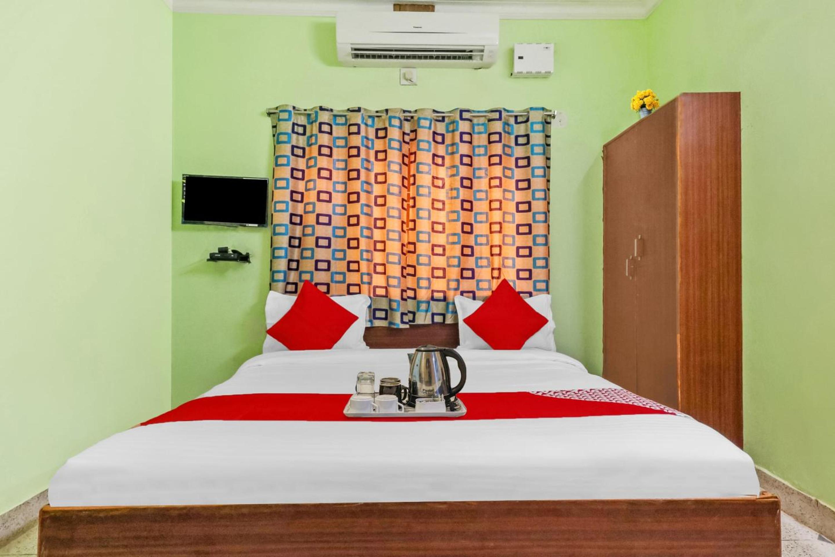 Classic Triple Room - Photo 3