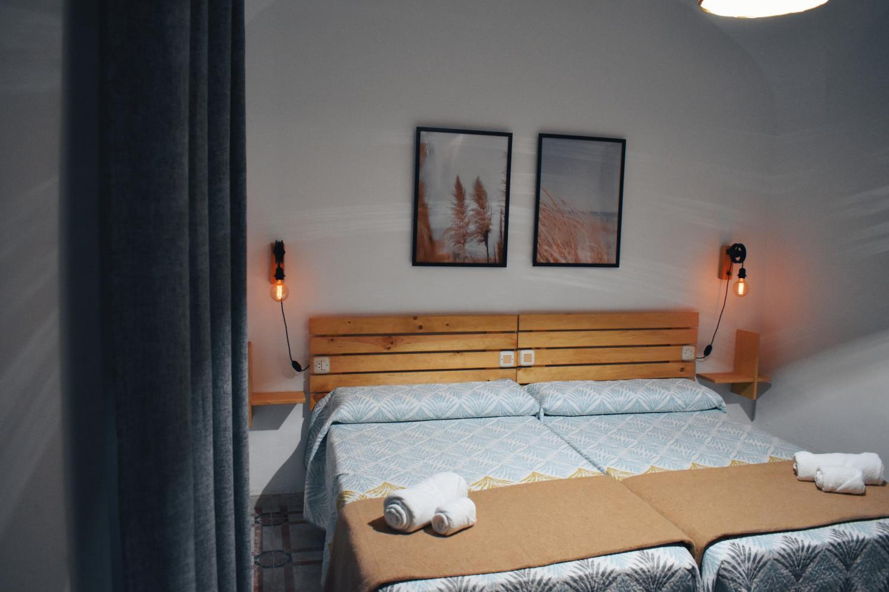 Habitación Doble con Baño Privado