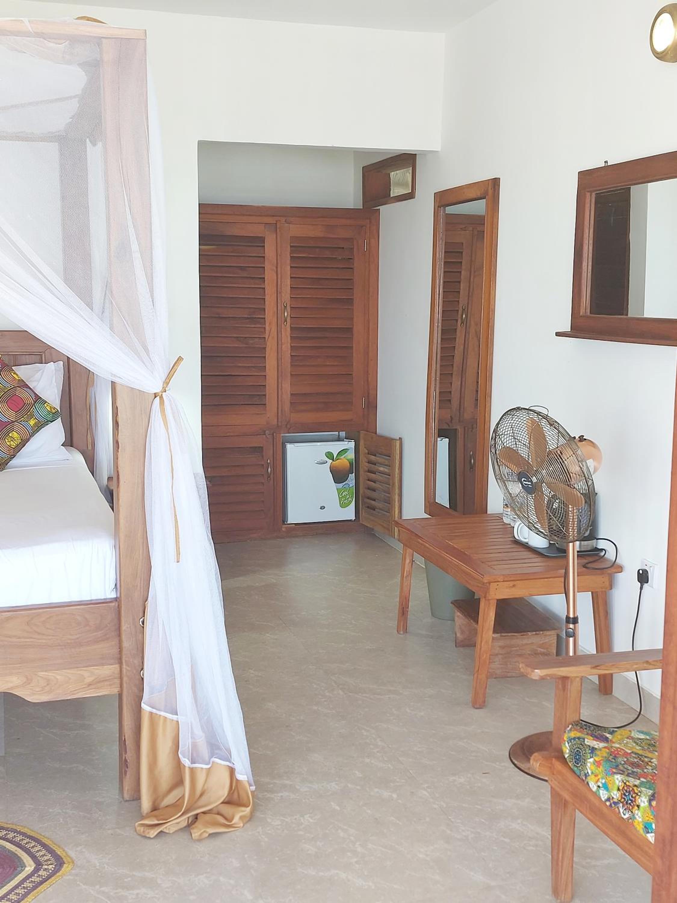 Deluxe Double Room Beachfront - Photo 5