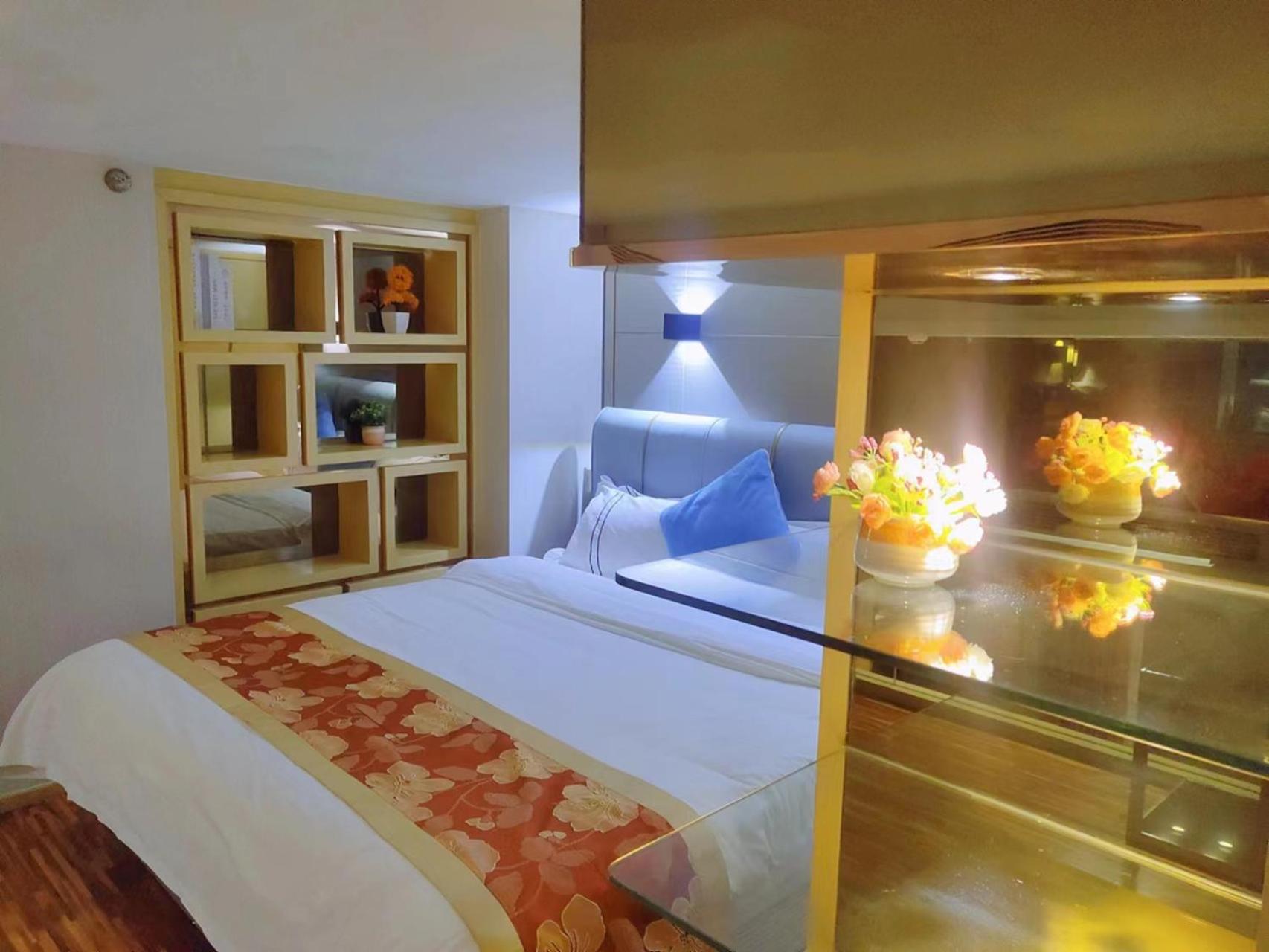 Luxury Duplex Twin Room