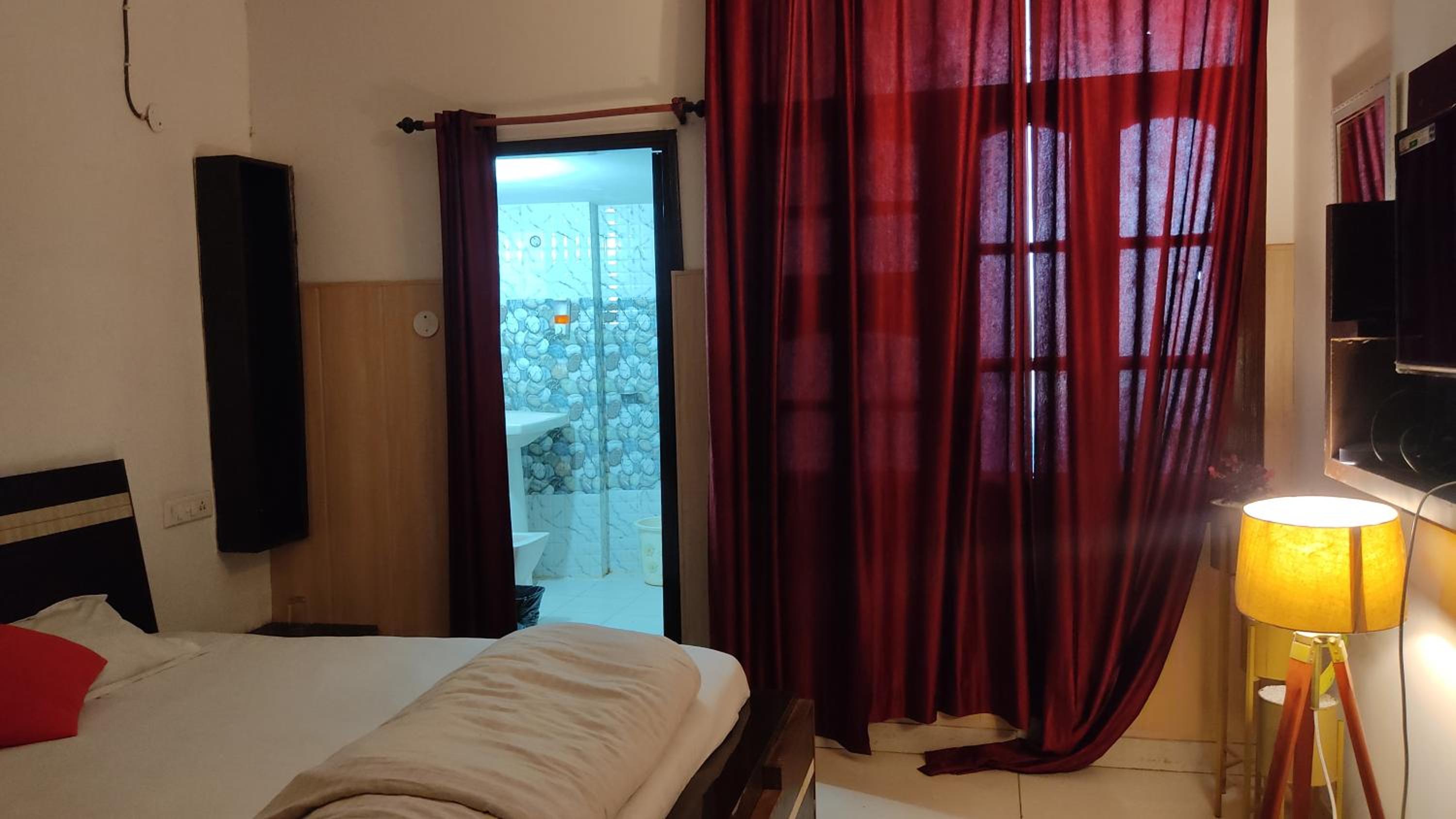 Deluxe Double Room photo 2