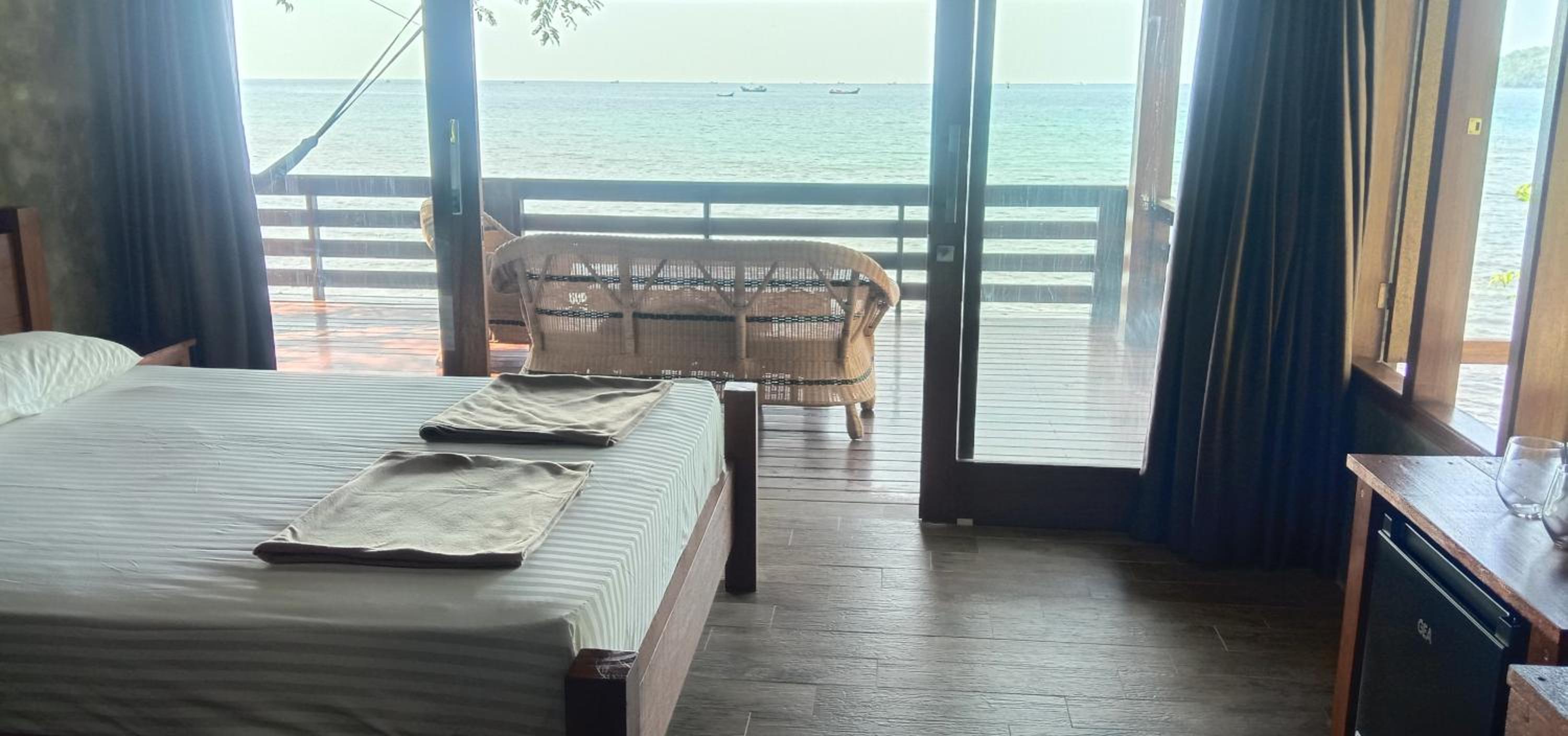 Deluxe Double Room with Sea View