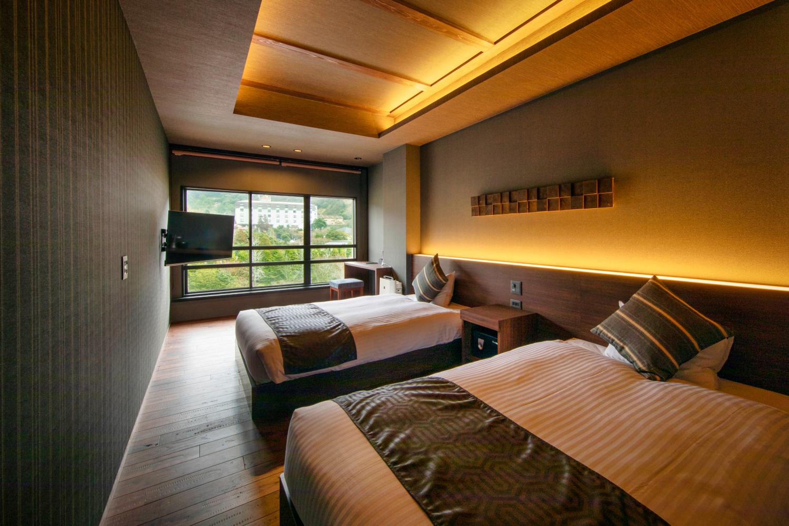 Twin Room - Photo 4