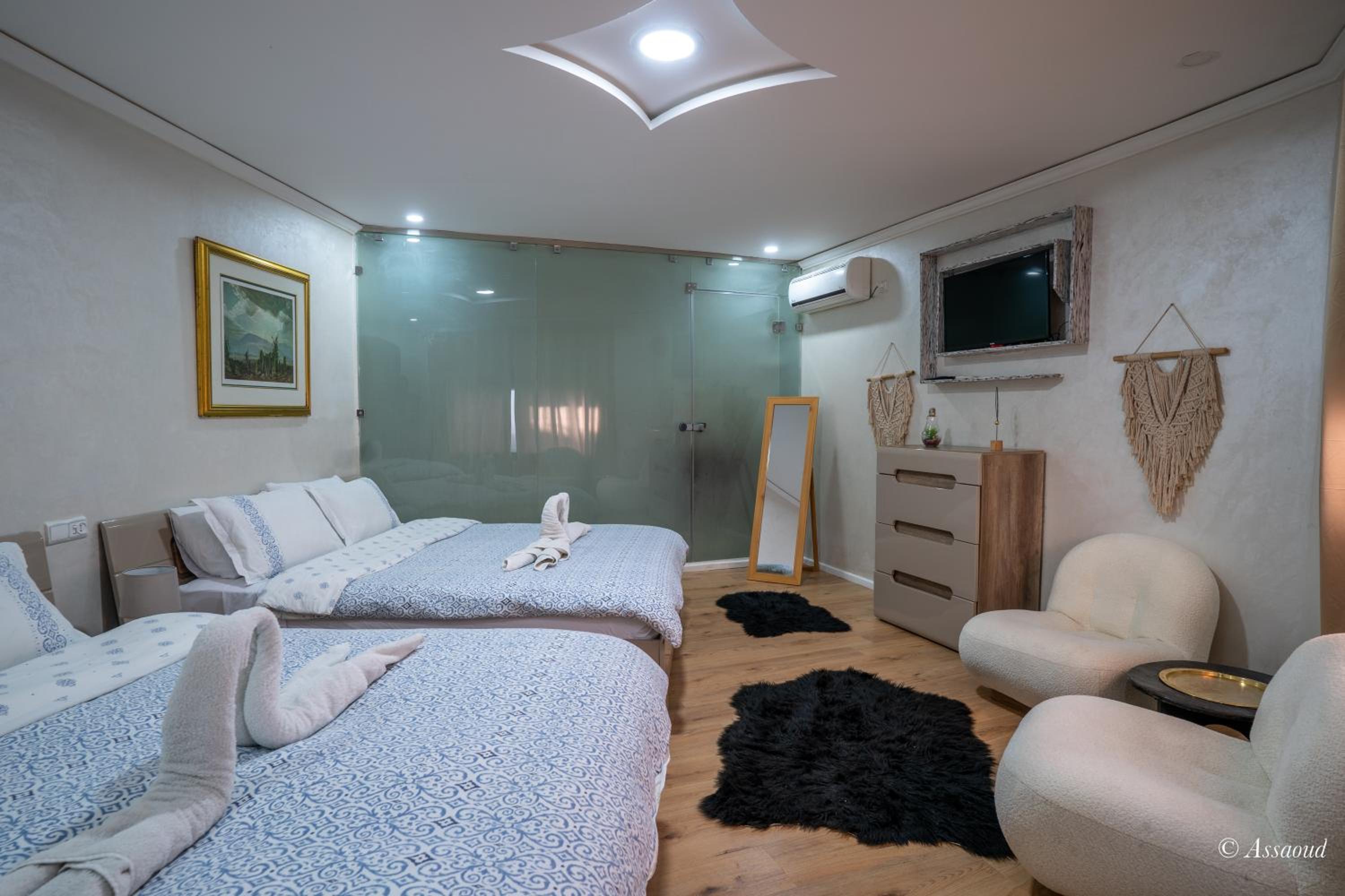 Double or Twin Room with Pool View photo 1