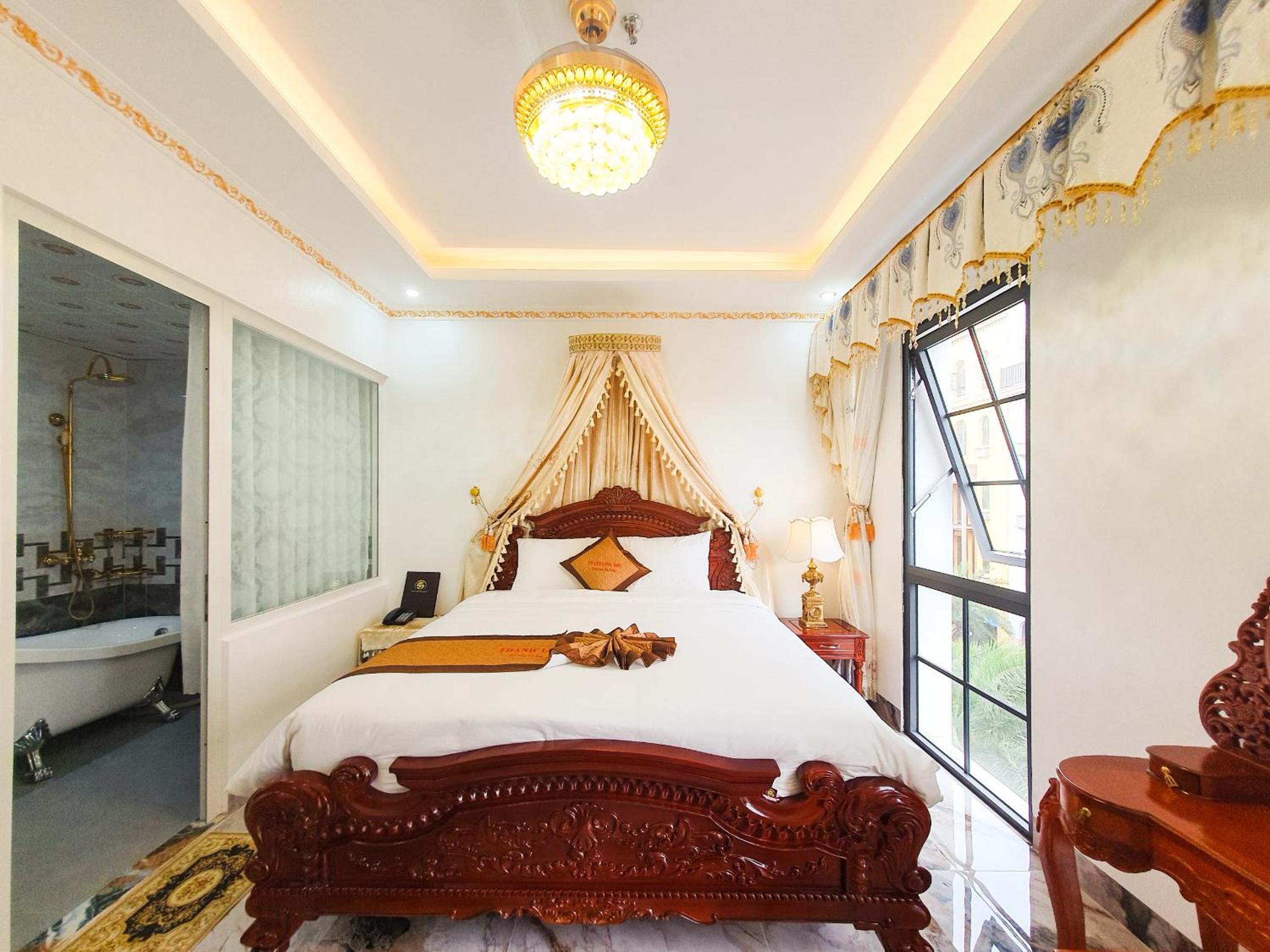 Superior Queen Room