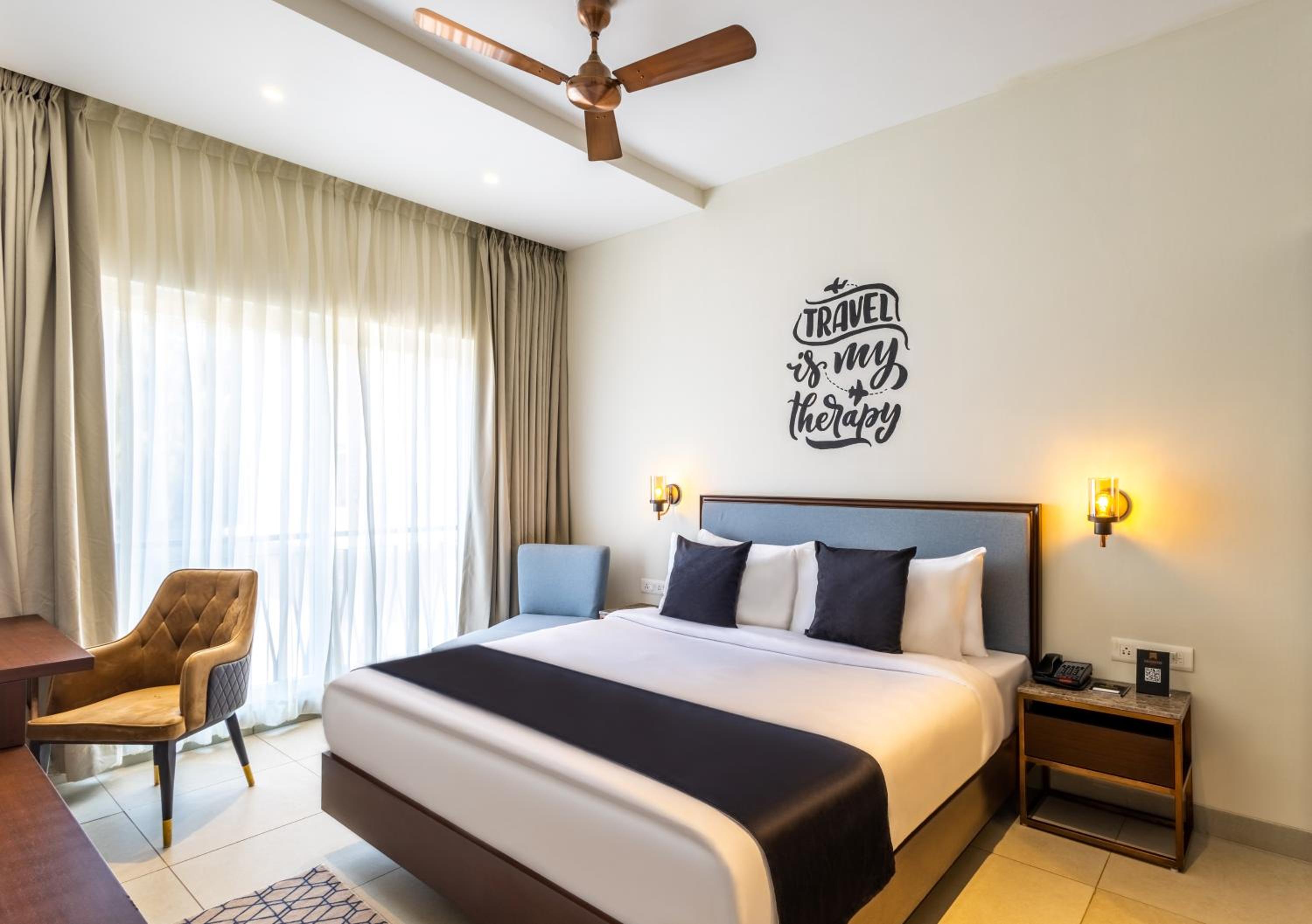 Executive Suite - Photo 1
