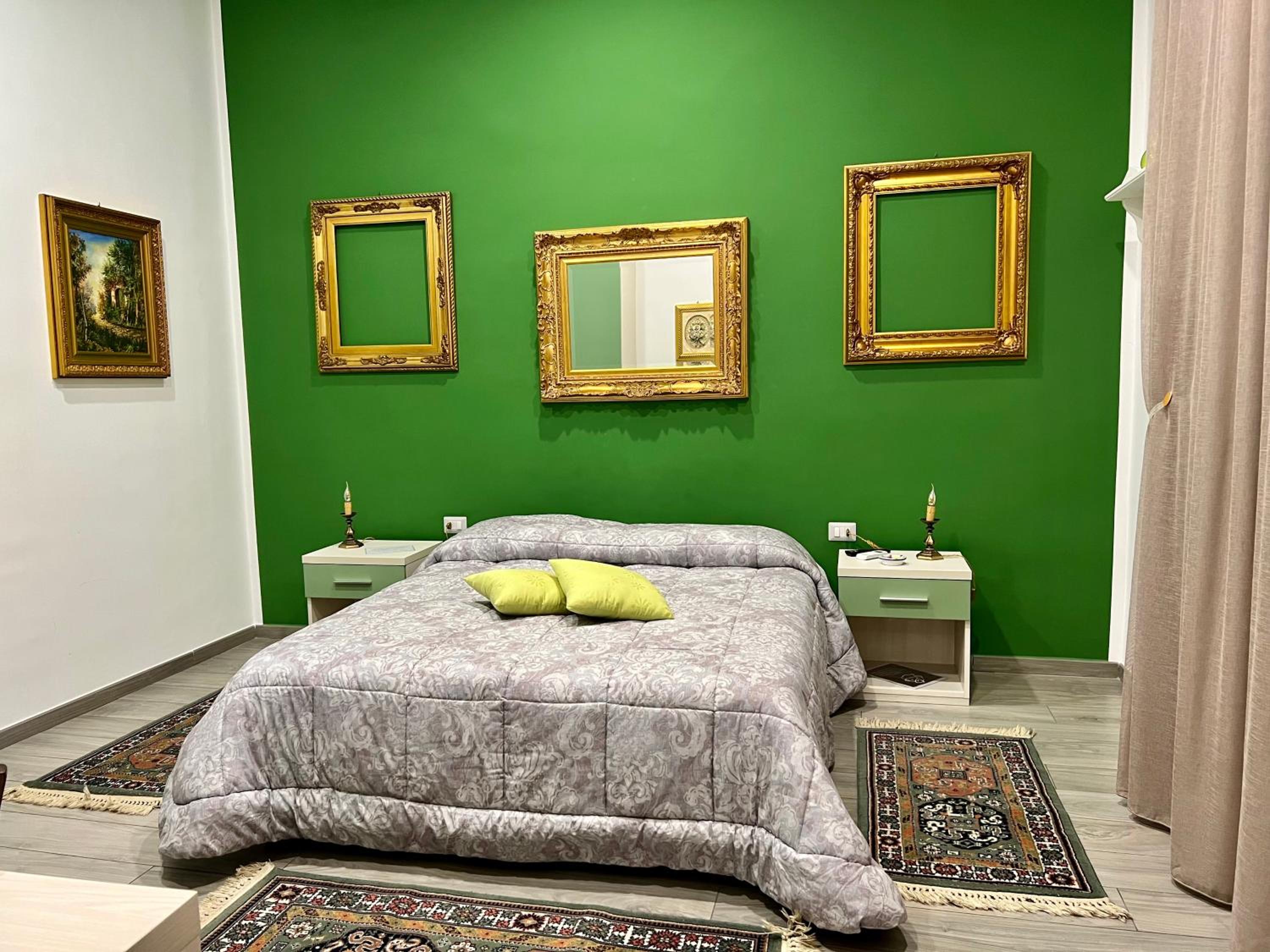 King Room