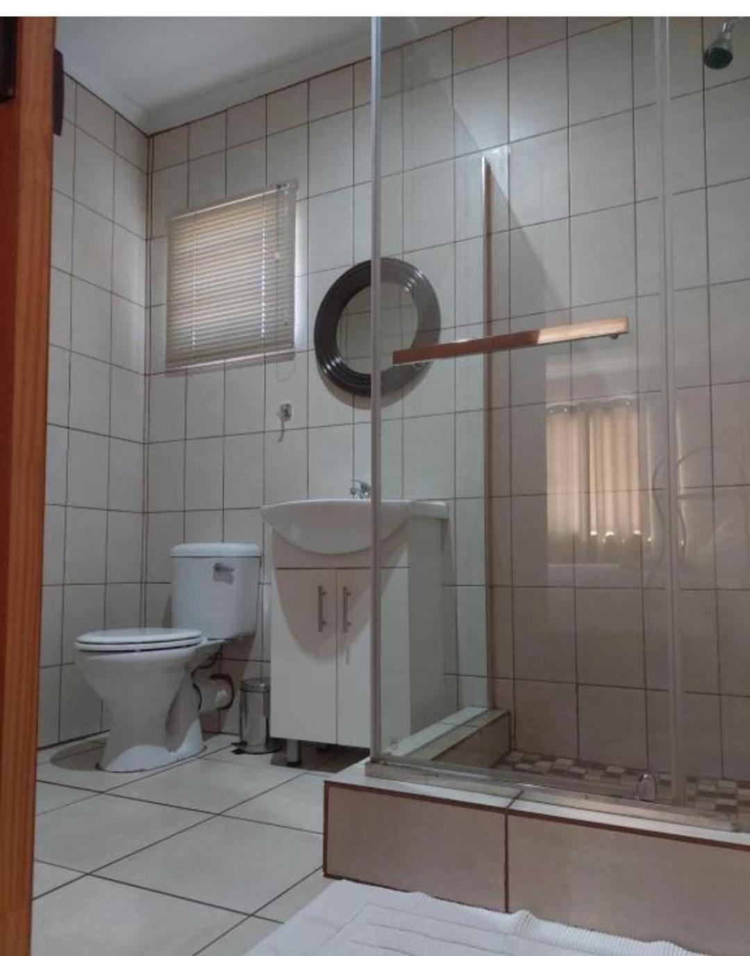 Double or Twin Room - Photo 4