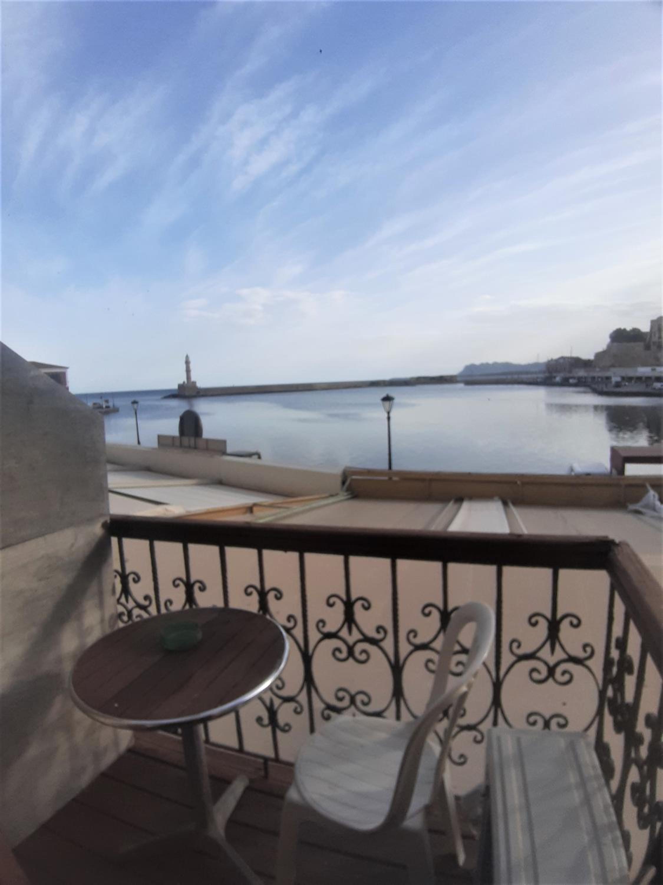 Studio with Balcony and Sea View - Photo 14