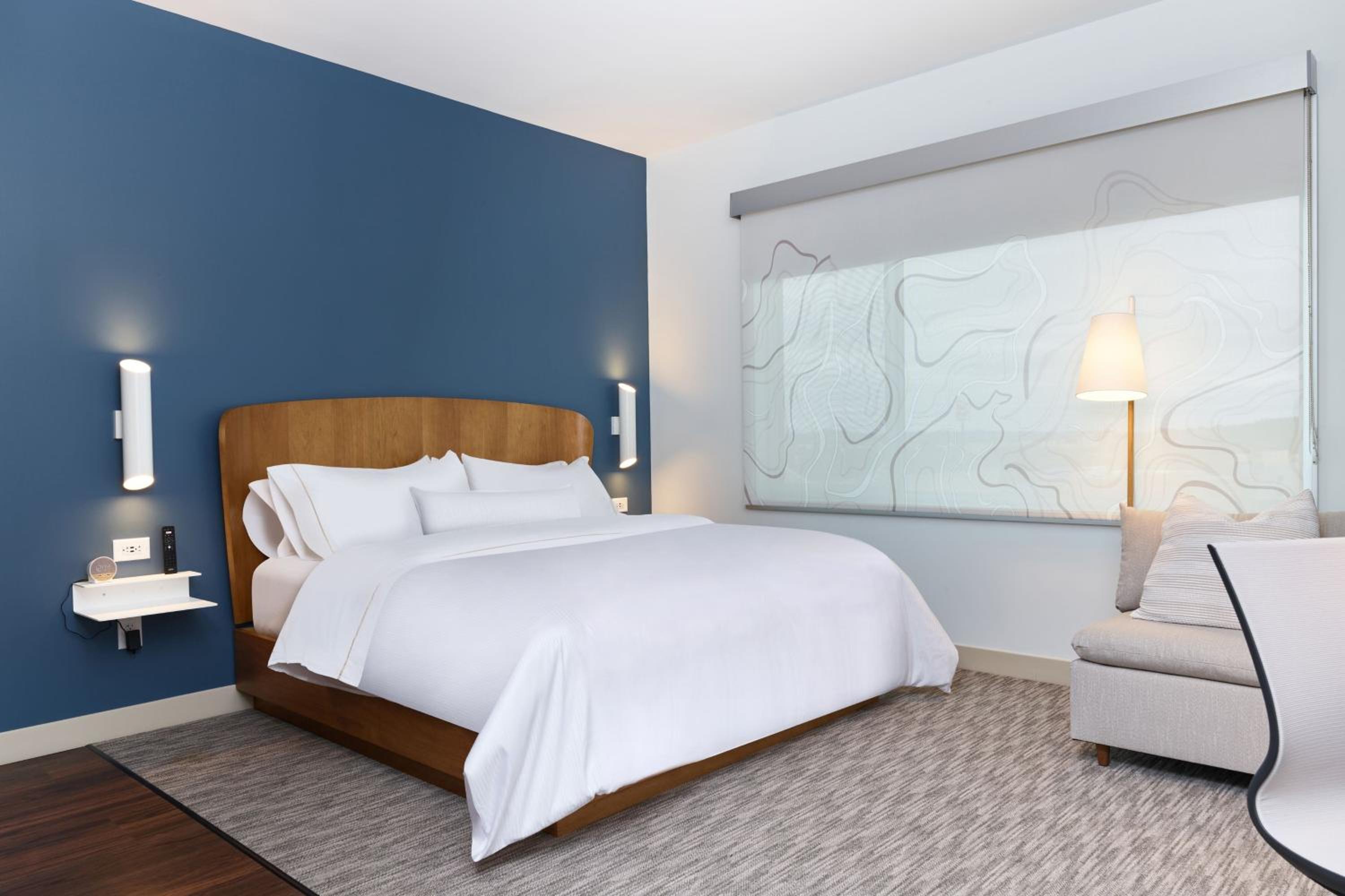 Standard King Room - Photo 1