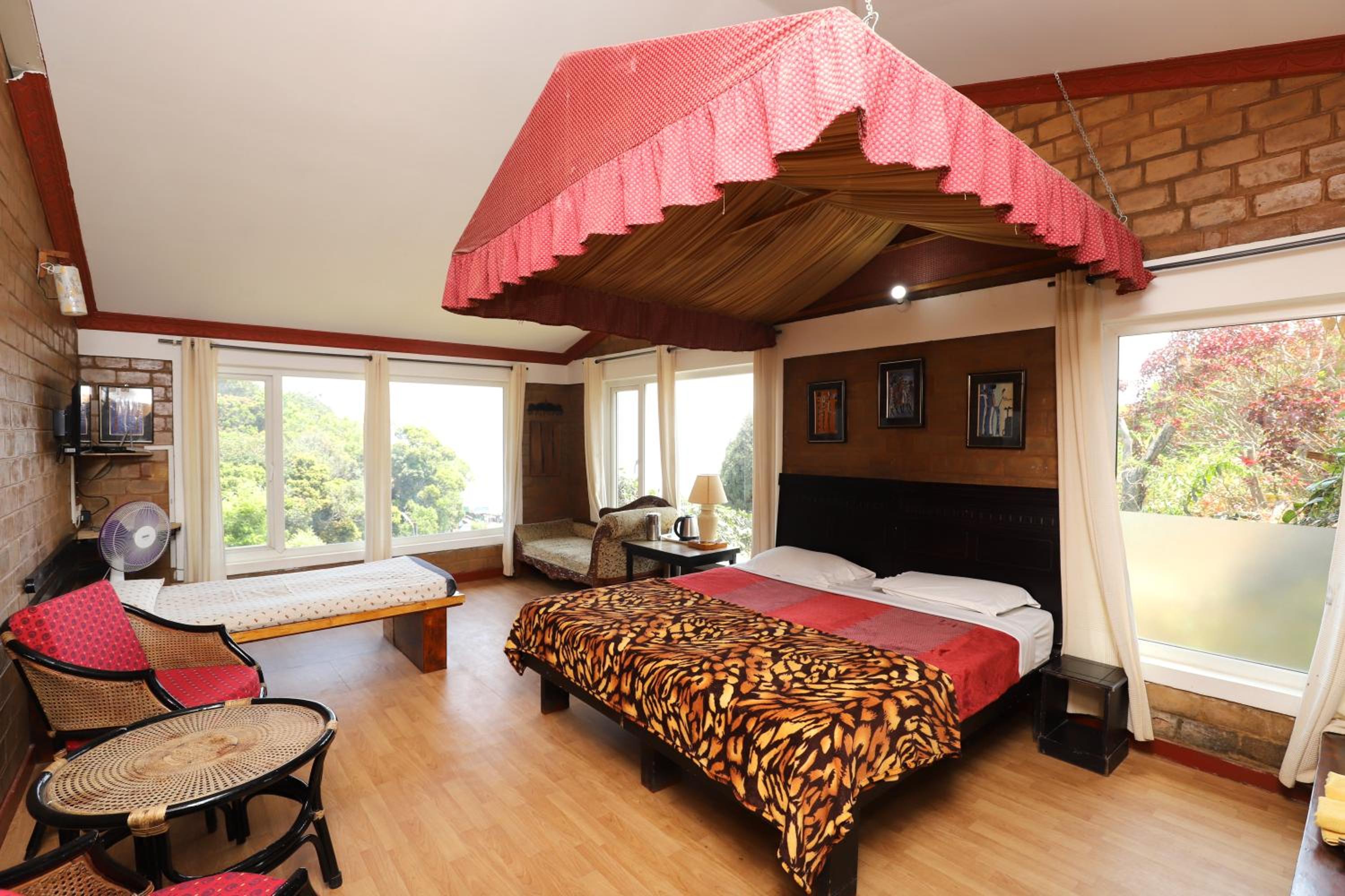Plain View Room - Photo 20