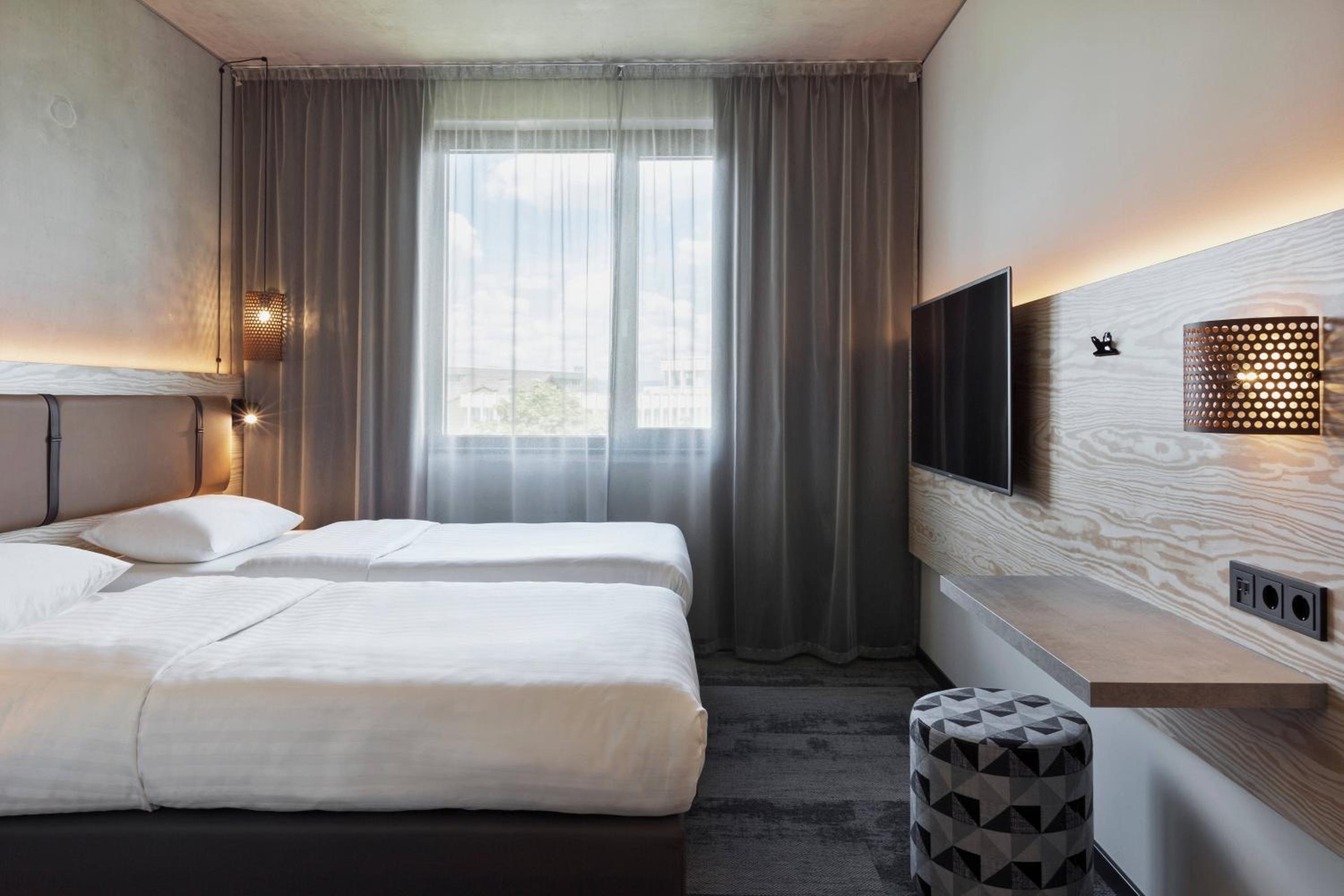 Moxy Twin Sleeper, Guest room, 2 Twin/Single Bed(s)