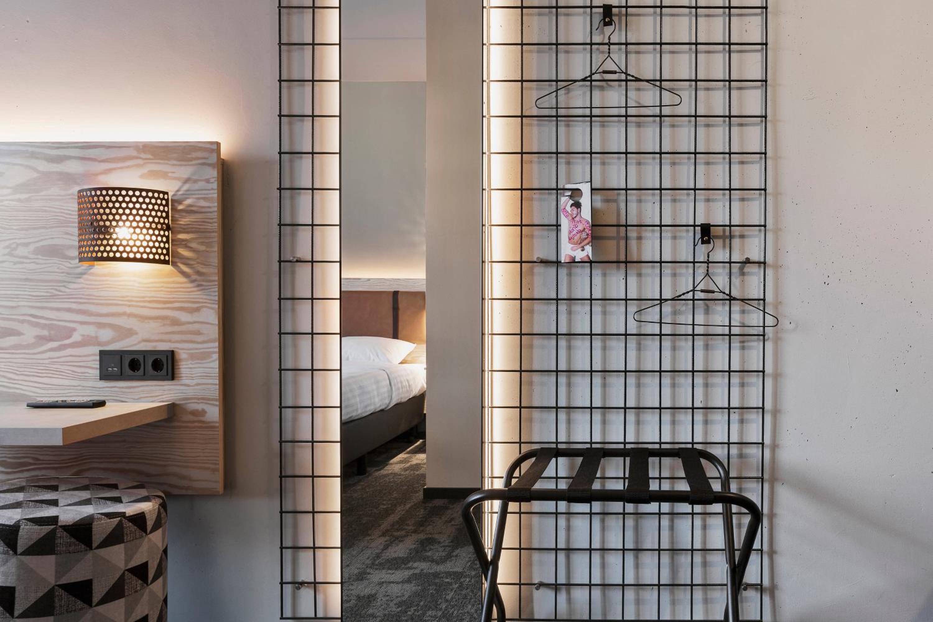 Moxy Twin Sleeper, Guest room, 2 Twin/Single Bed(s)