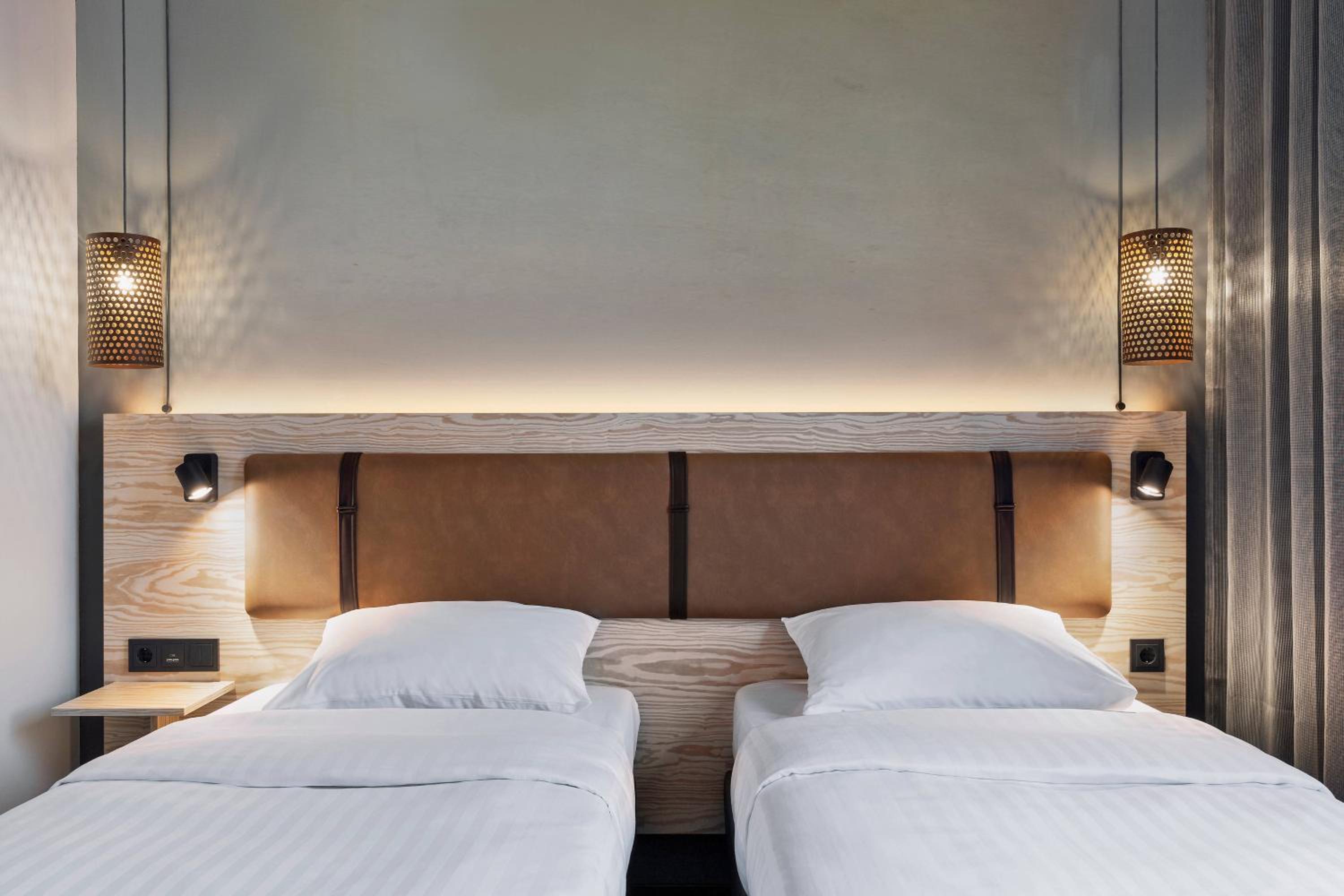 Moxy Twin Sleeper, Guest room, 2 Twin/Single Bed(s)