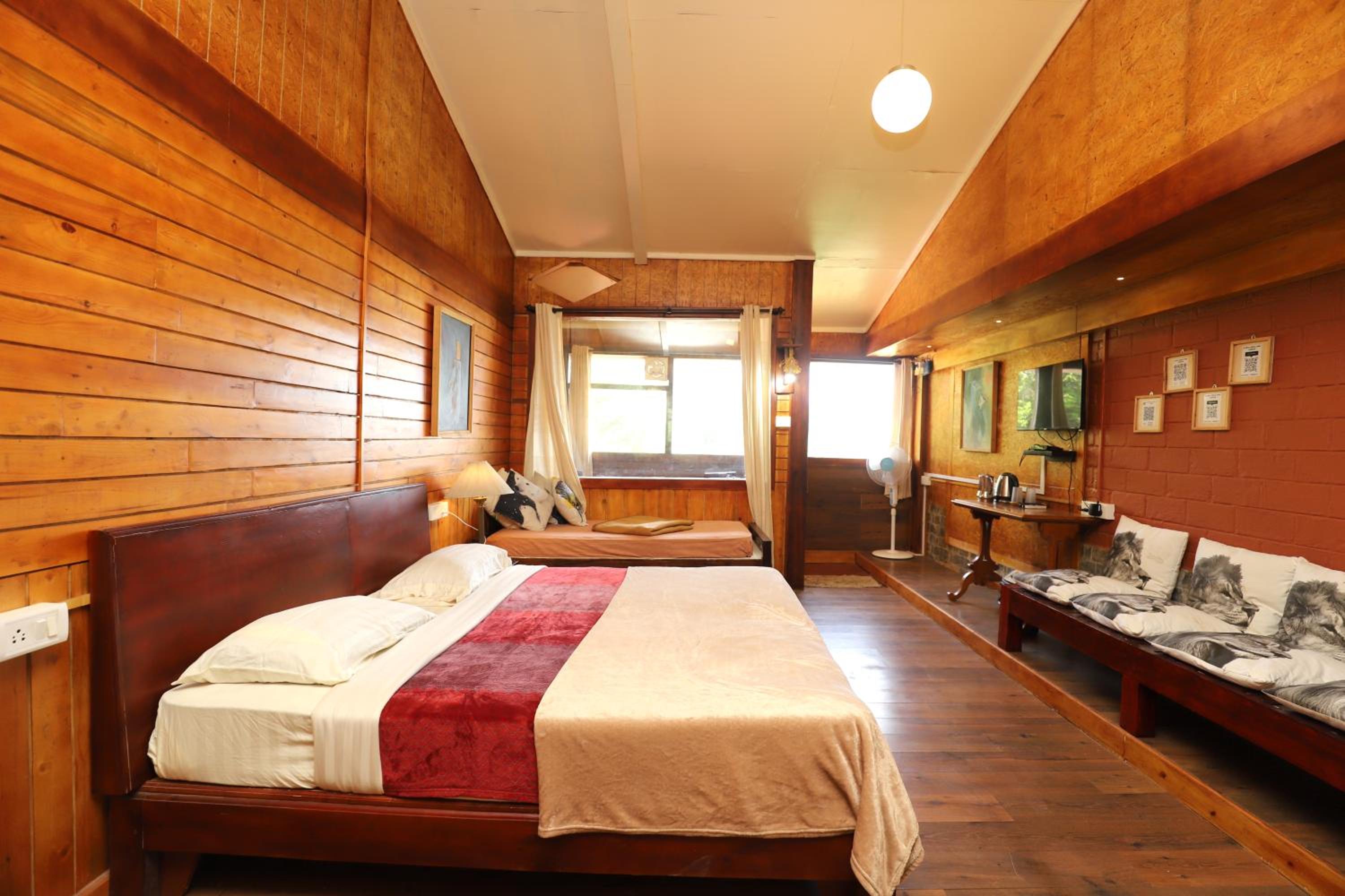 Plain View Room - Photo 3