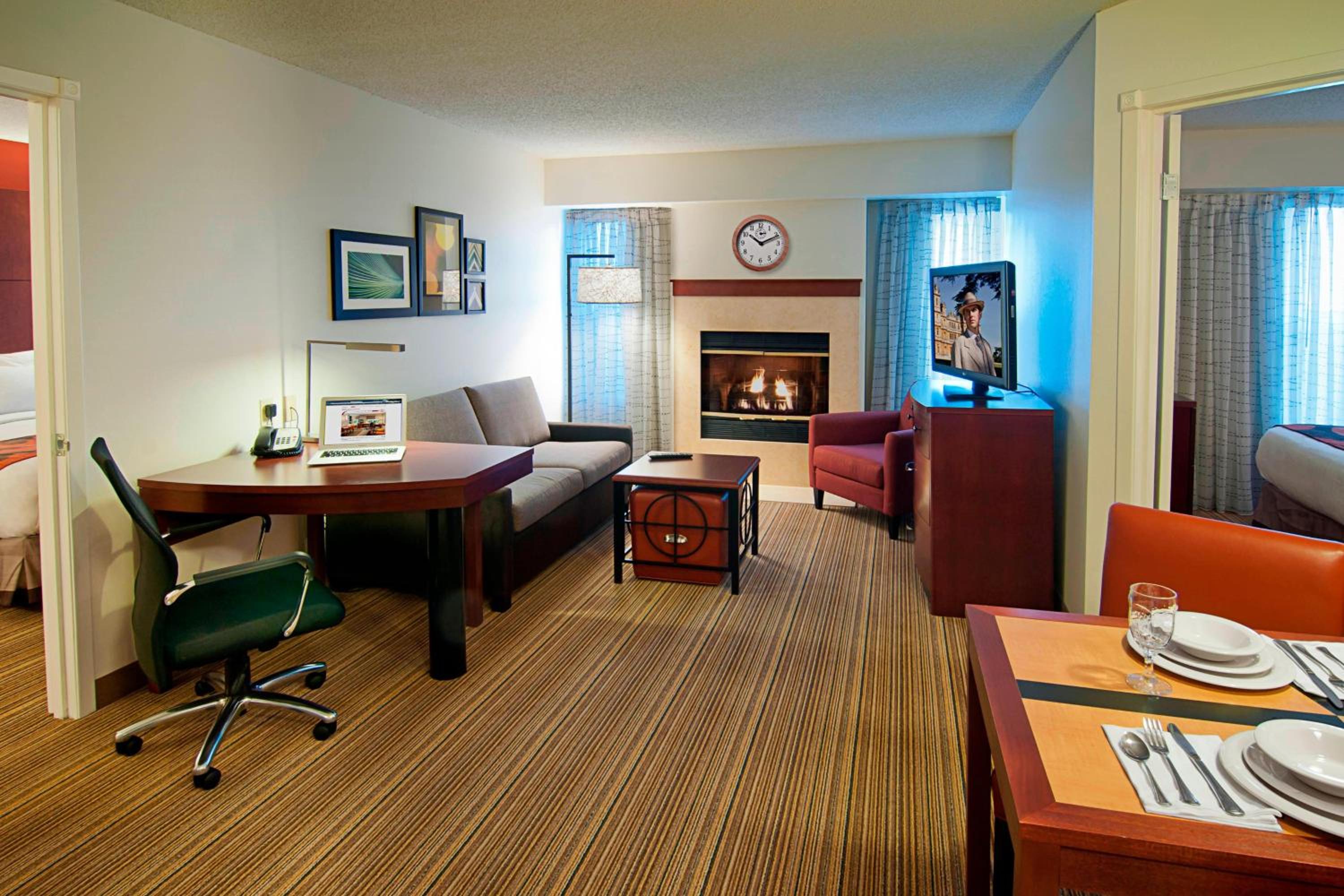 Fireplace Suite photo 1