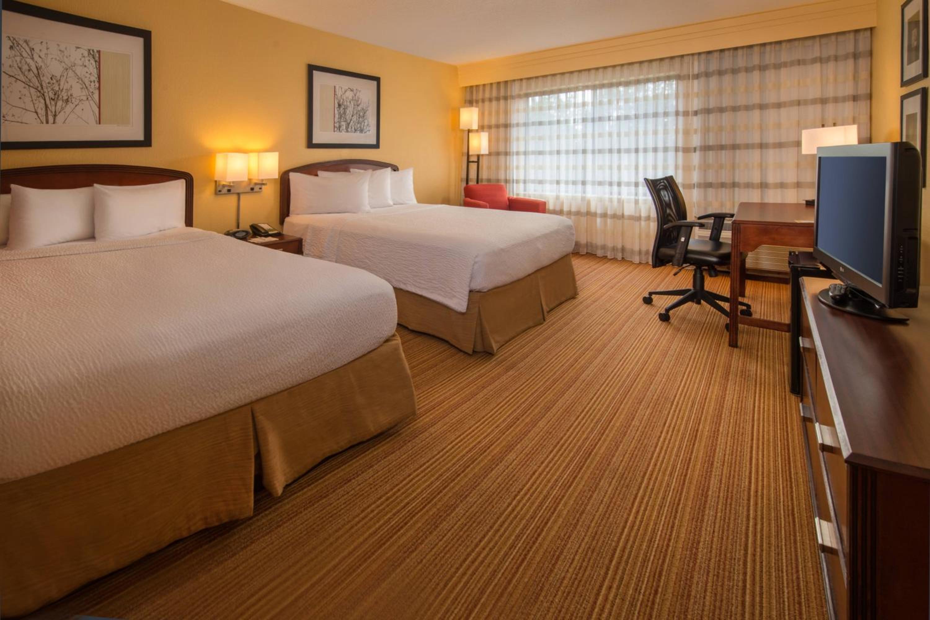 Queen Room with Two Queen Beds and Adapted Tub - Mobility and Hearing Accessible