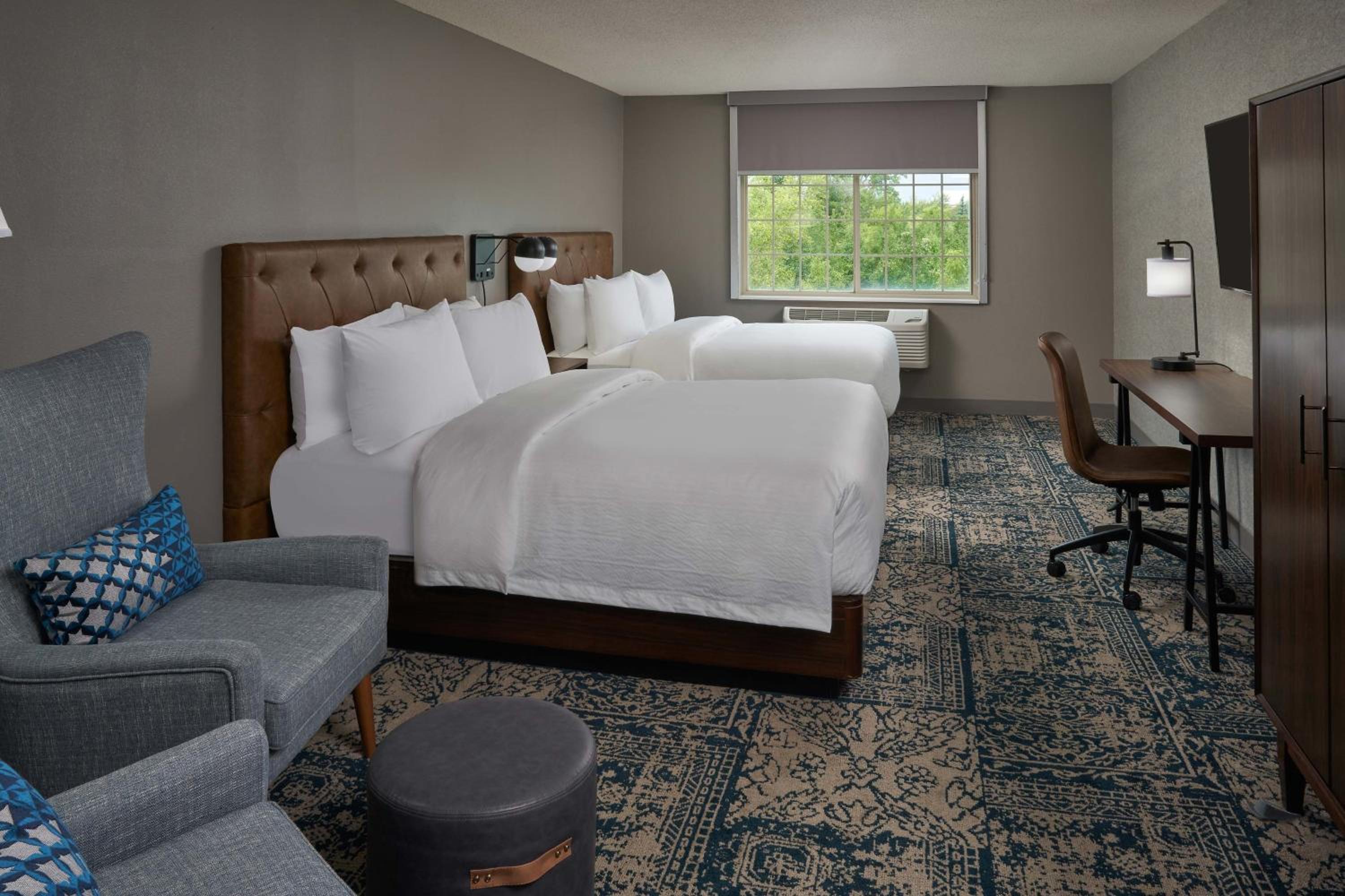 Guest room, 2 Queens  - Photo 1
