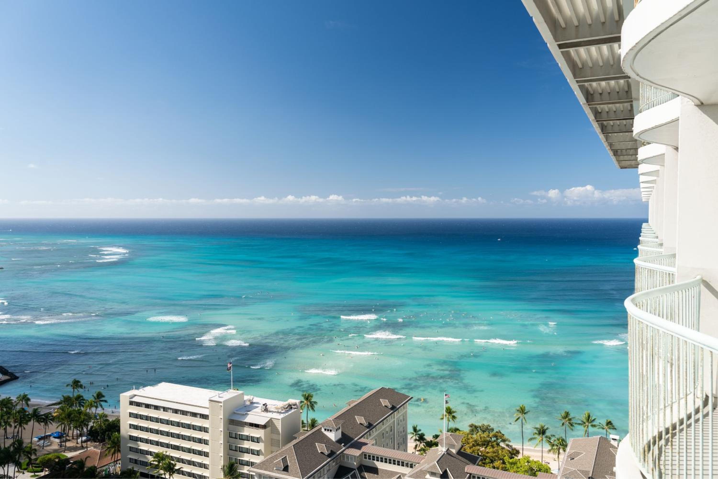 Newly Renovated Tower High Floor (Premier) Ocean Double thumbnail 6