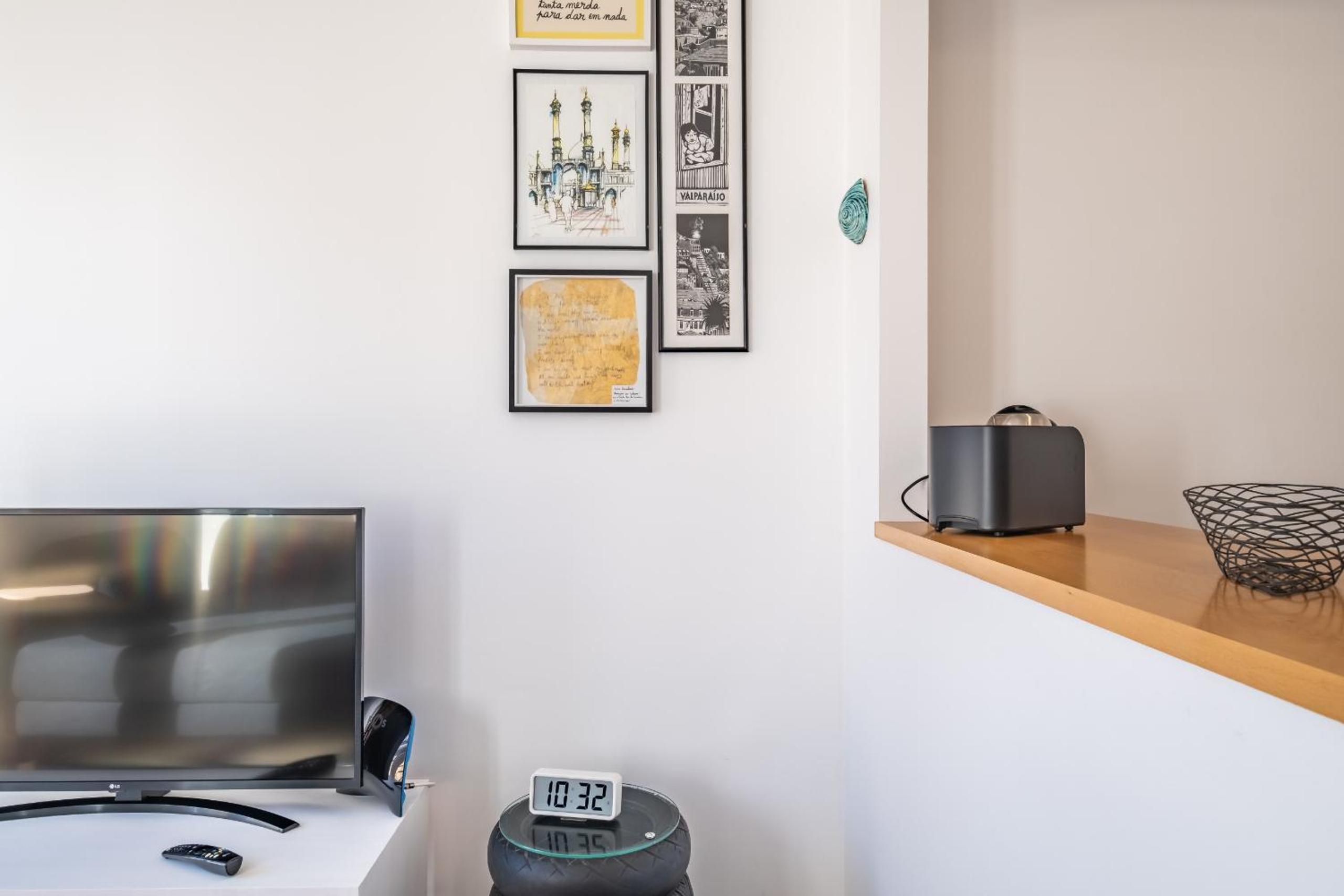 One-Bedroom House - Photo 10