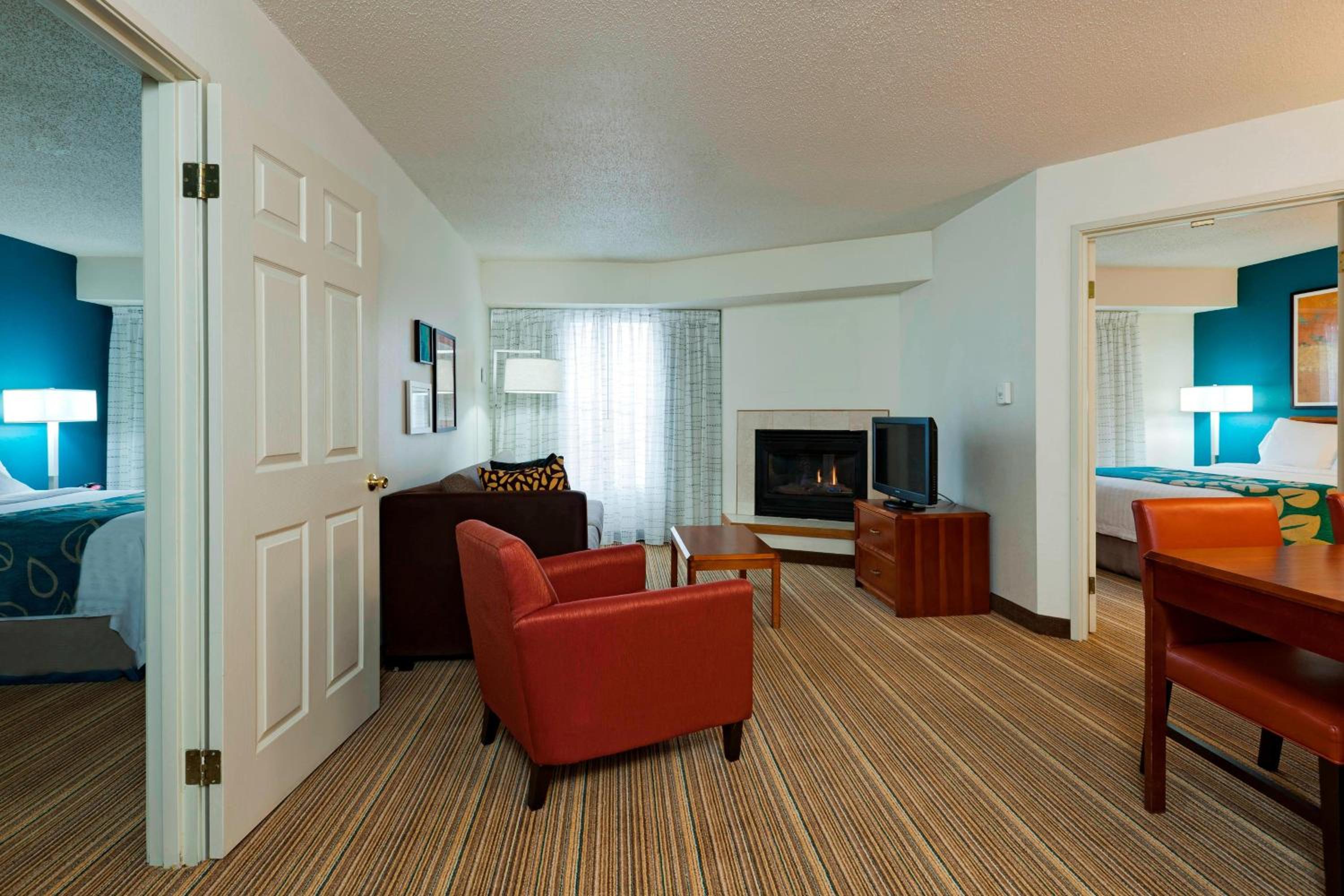 Two-Bedroom Large Suite - Photo 1