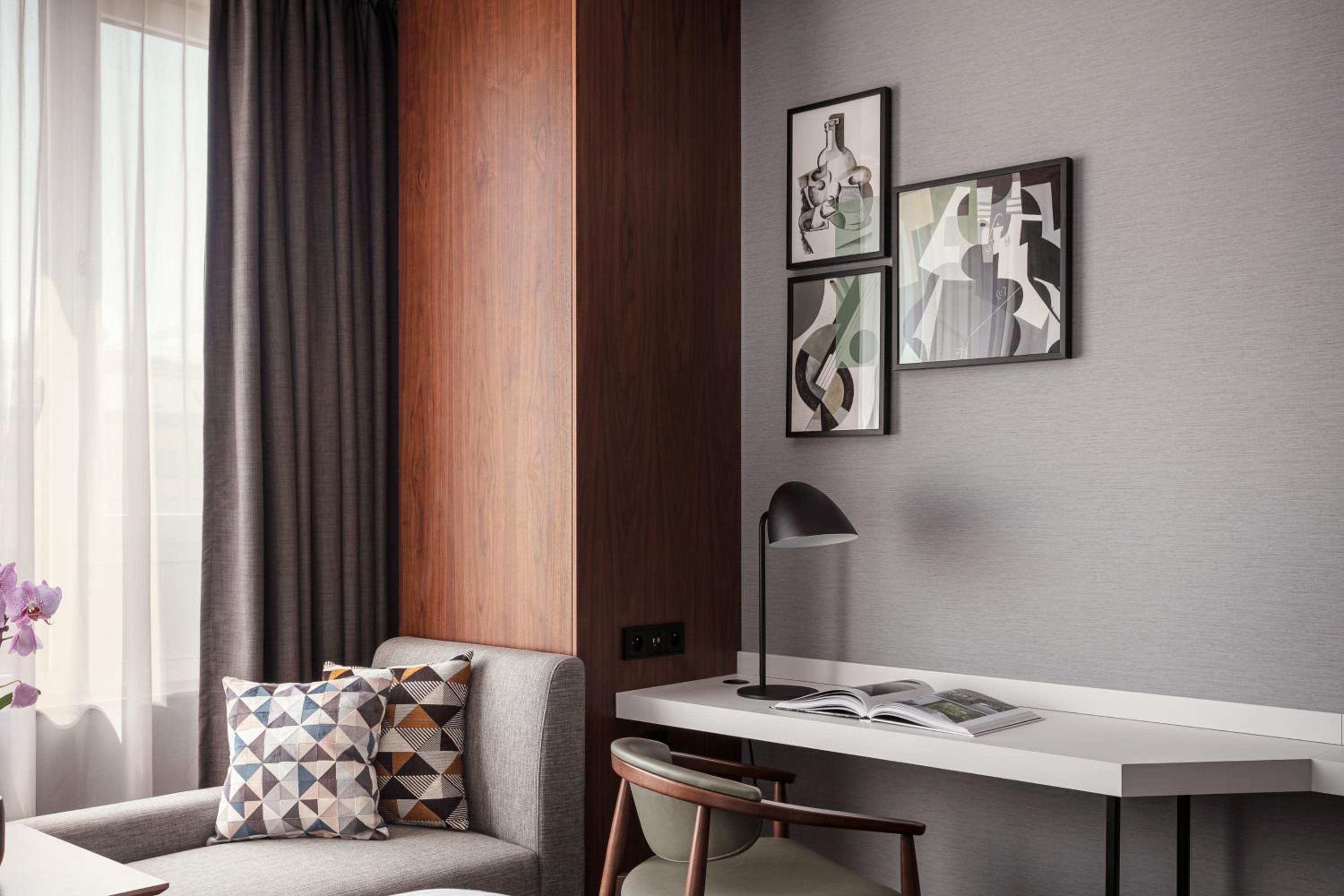 Superior, Guest room, 1 King